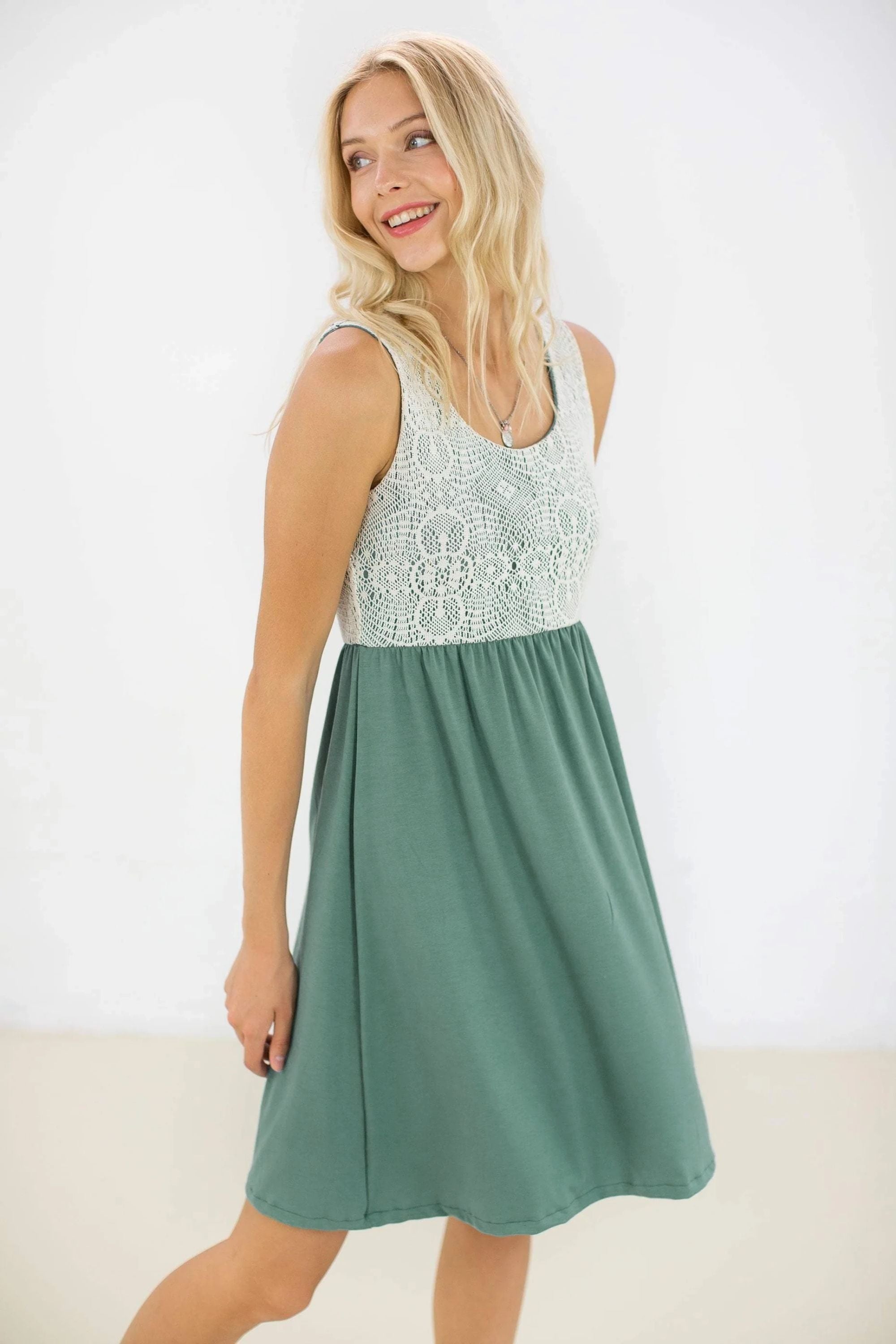 Midi Dress Maya Mint Lace