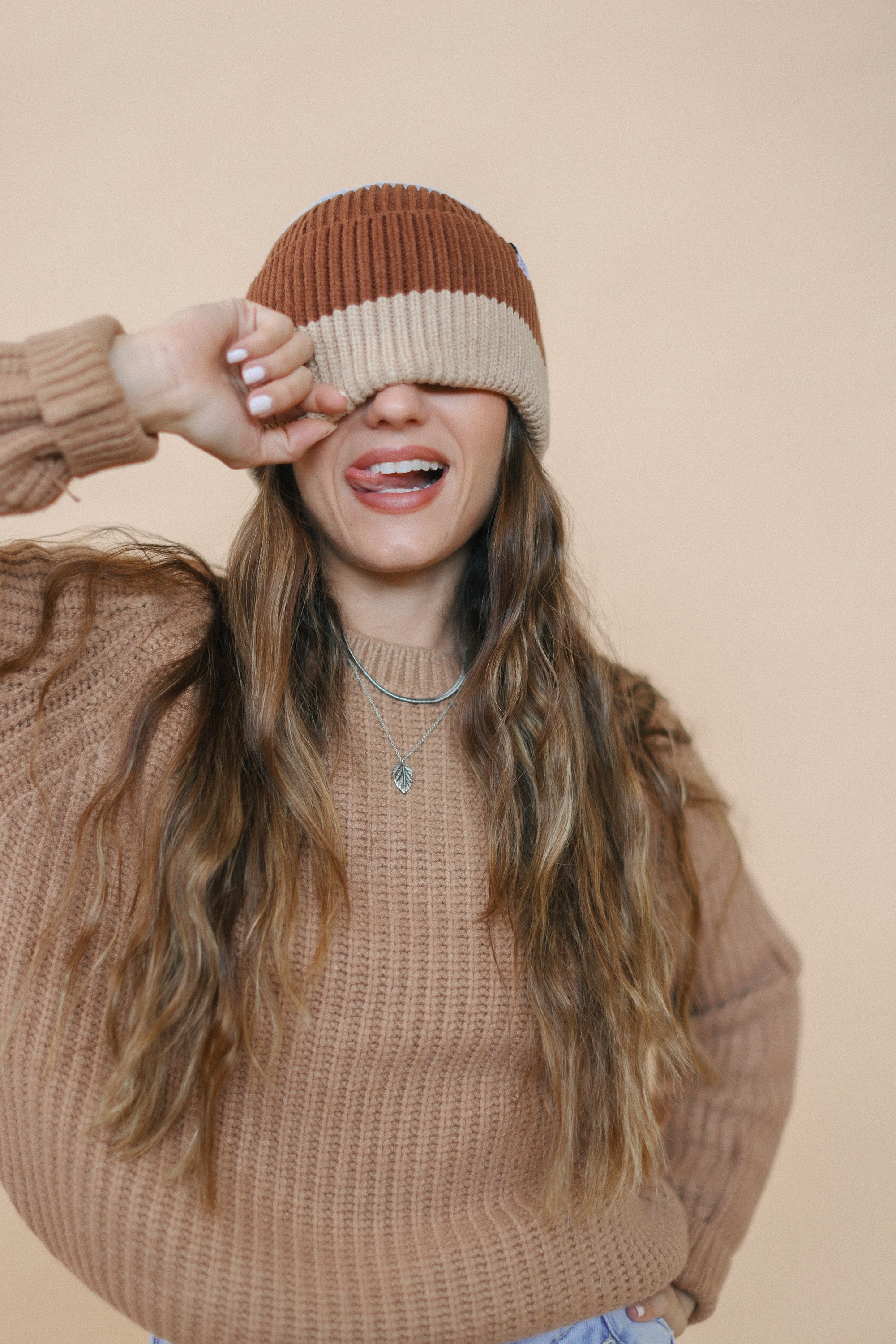 Beanie Rainbow Roll Beige