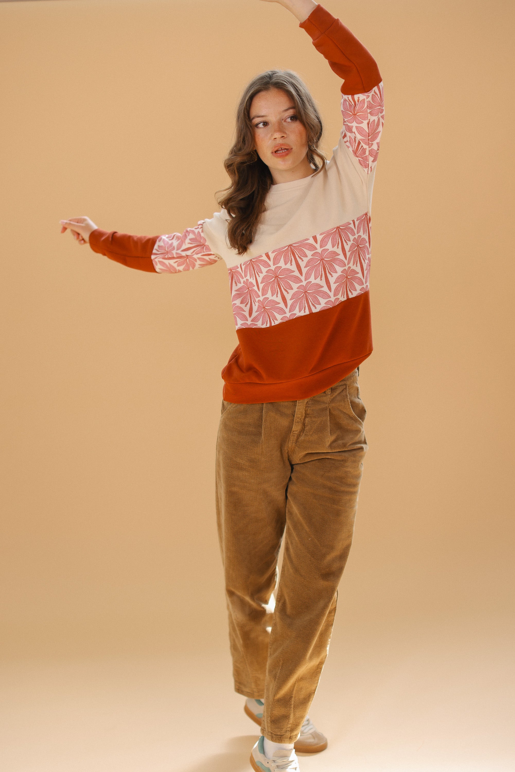 Sweater Mia Cream Rose Palms