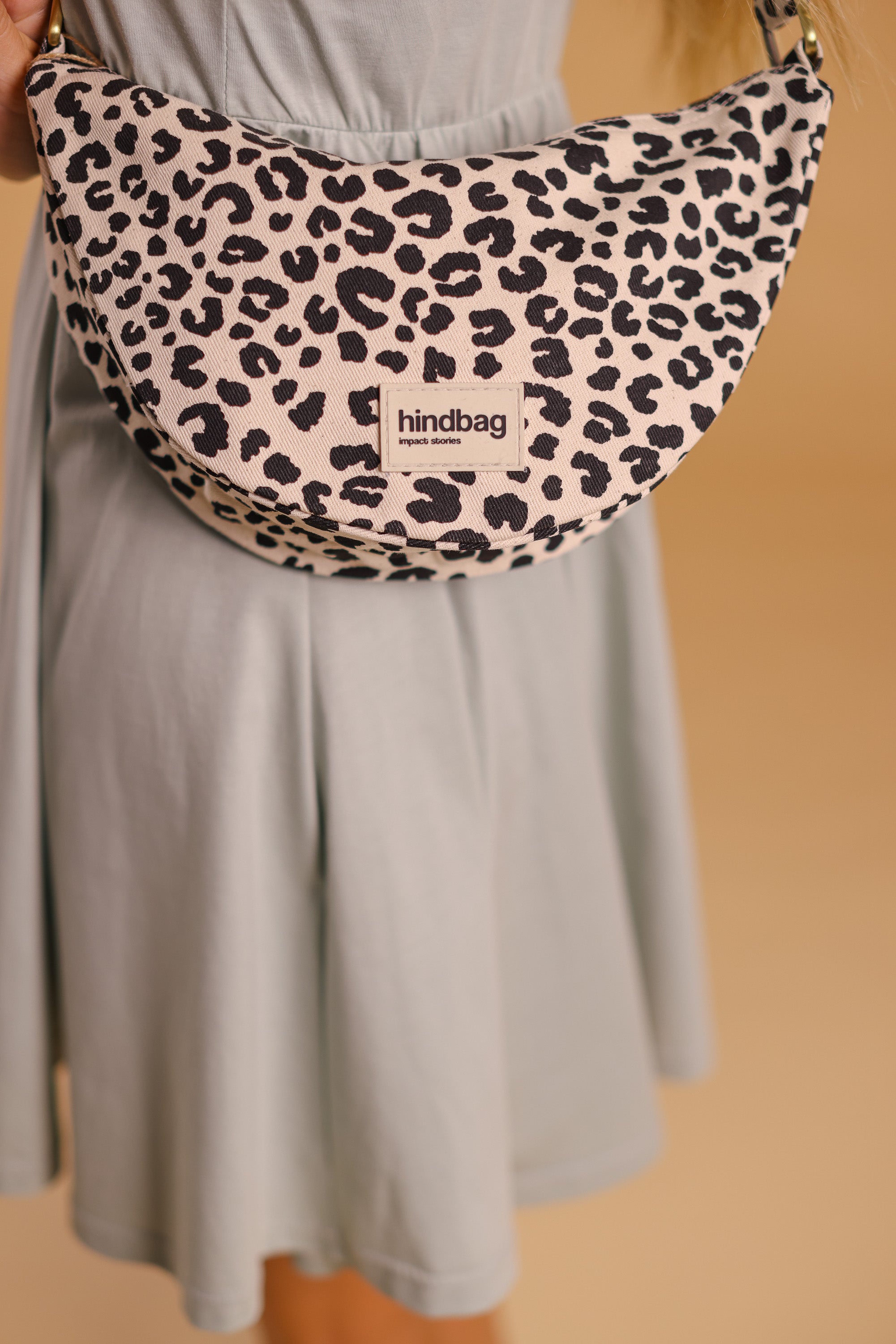 Half Moon Bag Andrea Leo Ecru