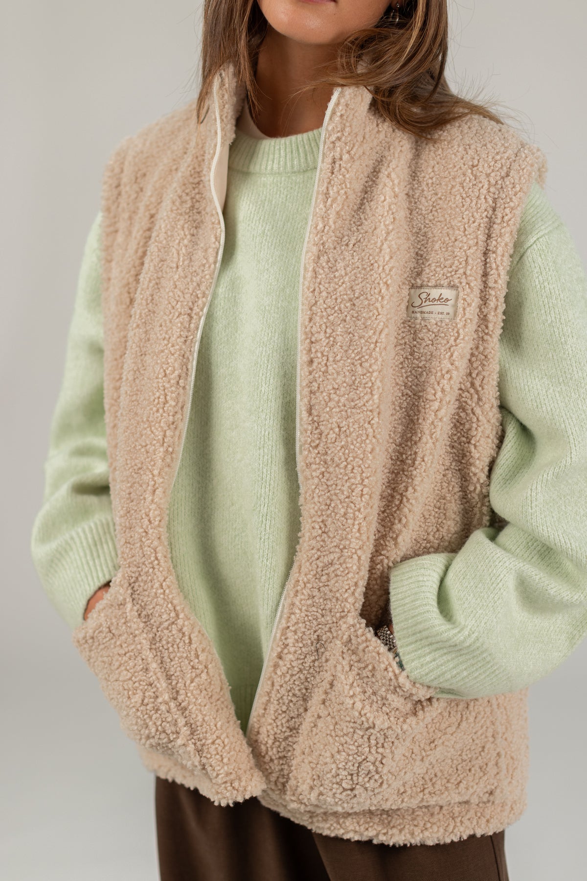 Vest Alena Cream