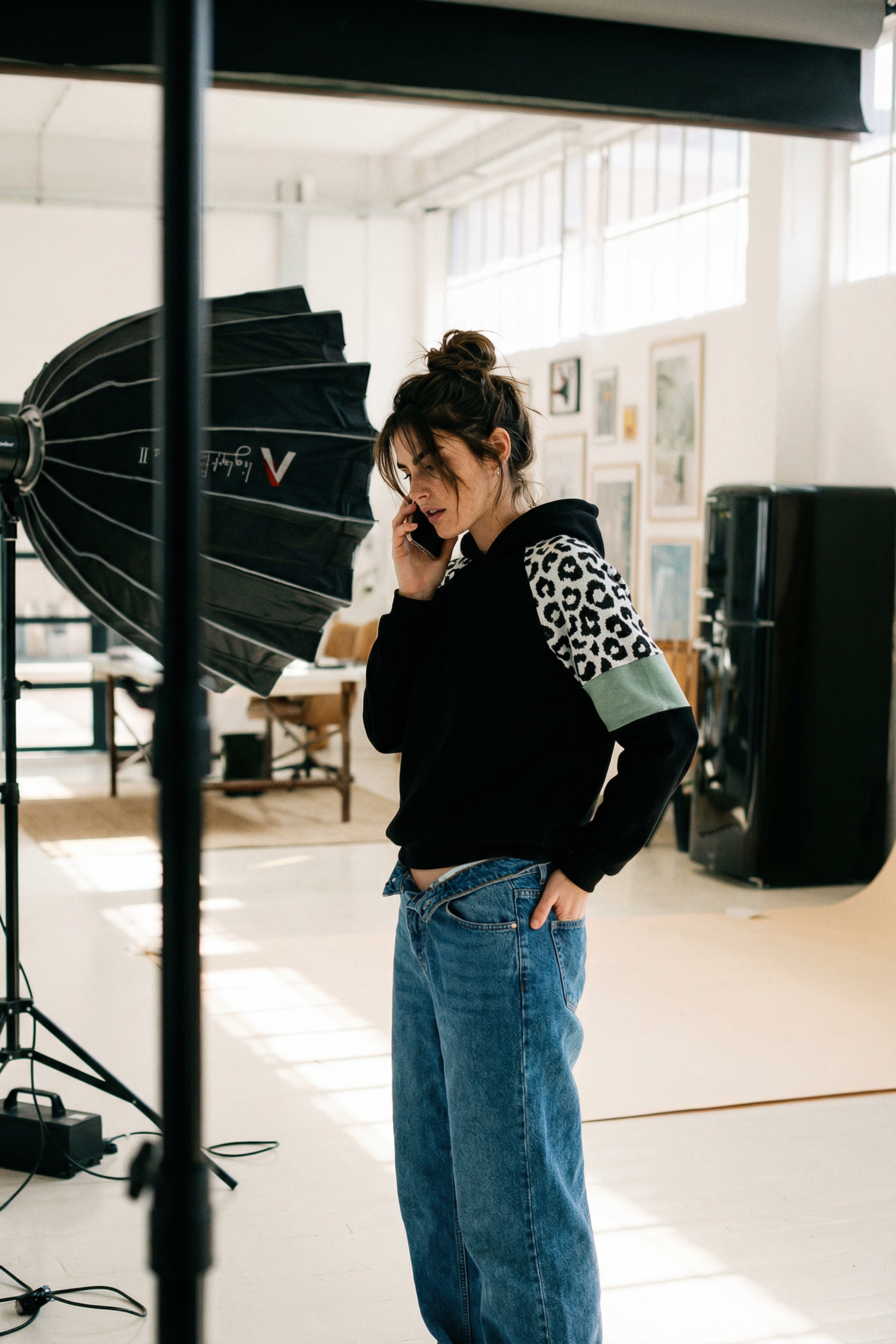 Hoodie Vera leo black