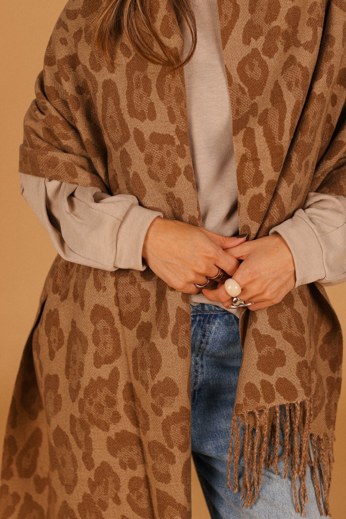 Scarf Yuna Taupe Leo