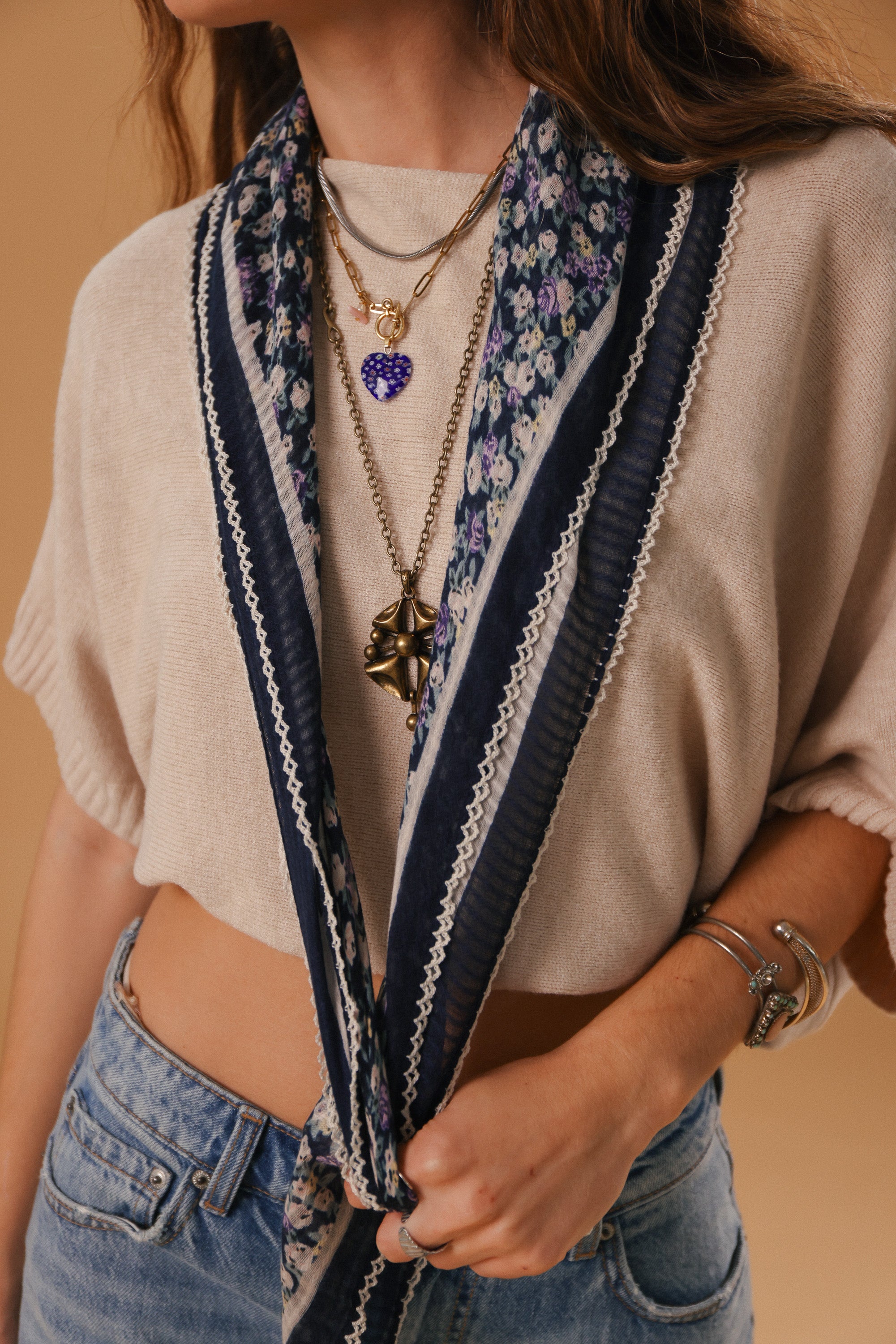 Shawl Whispering Lace Navy