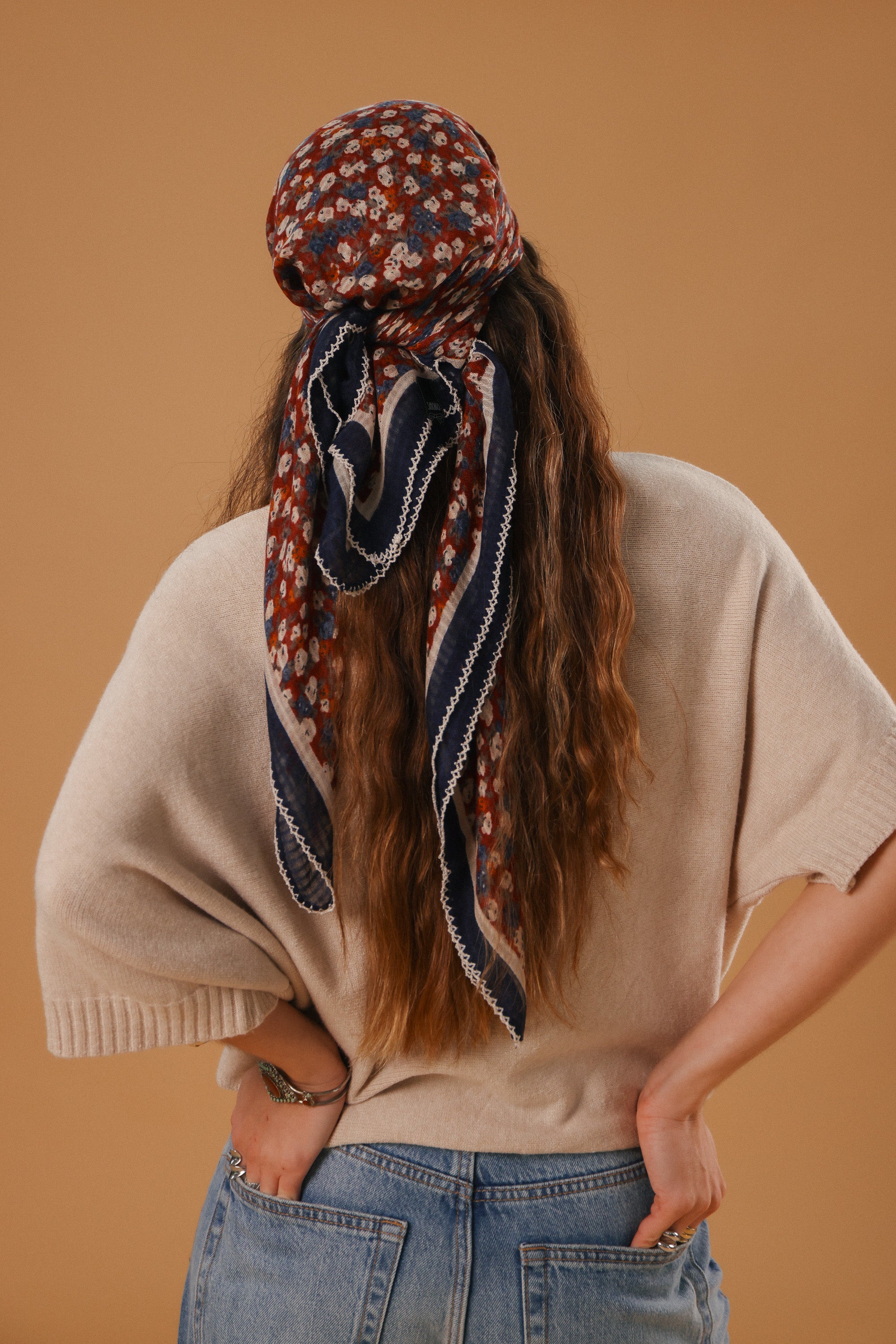 Shawl Whispering Lace Burgundy