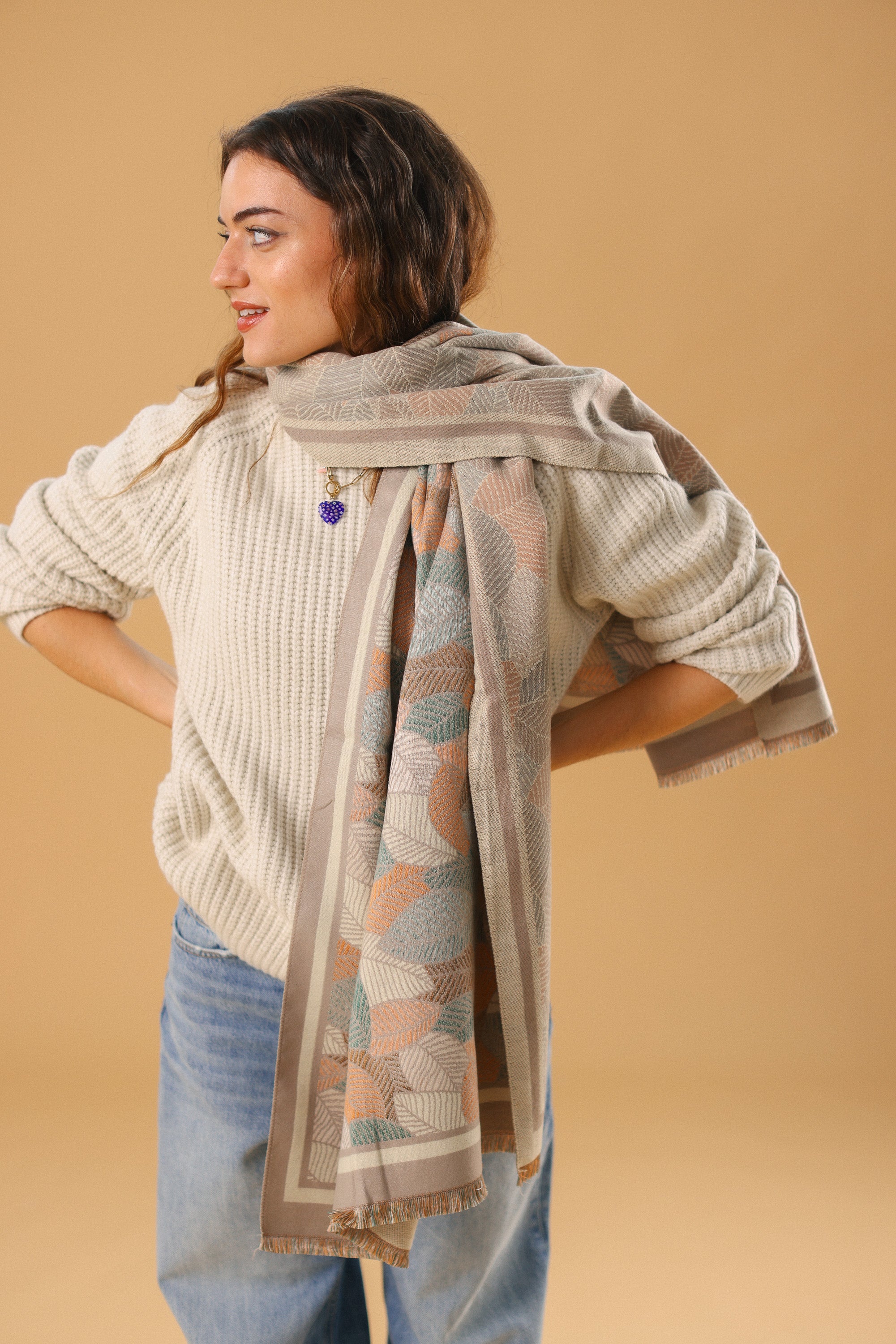 Scarf Autumn Leaves Mocha