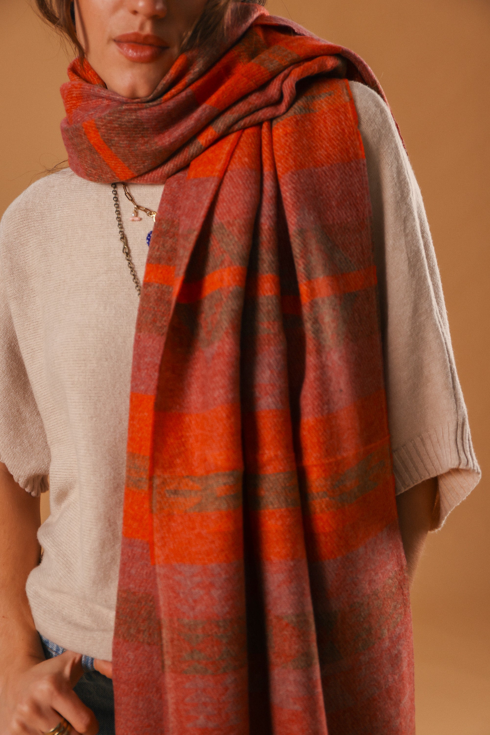 Scarf Aven Red