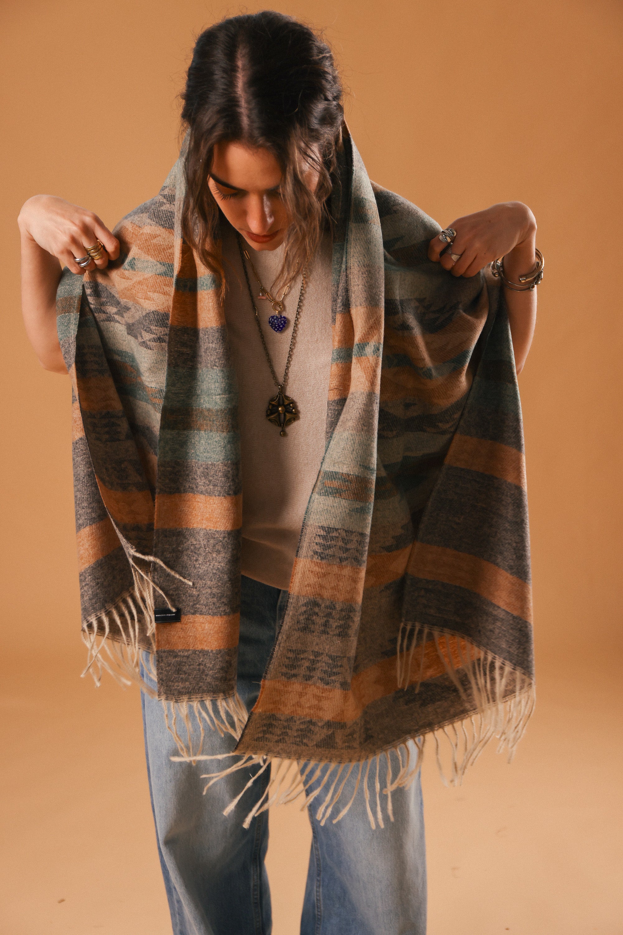 Scarf Aven Brown