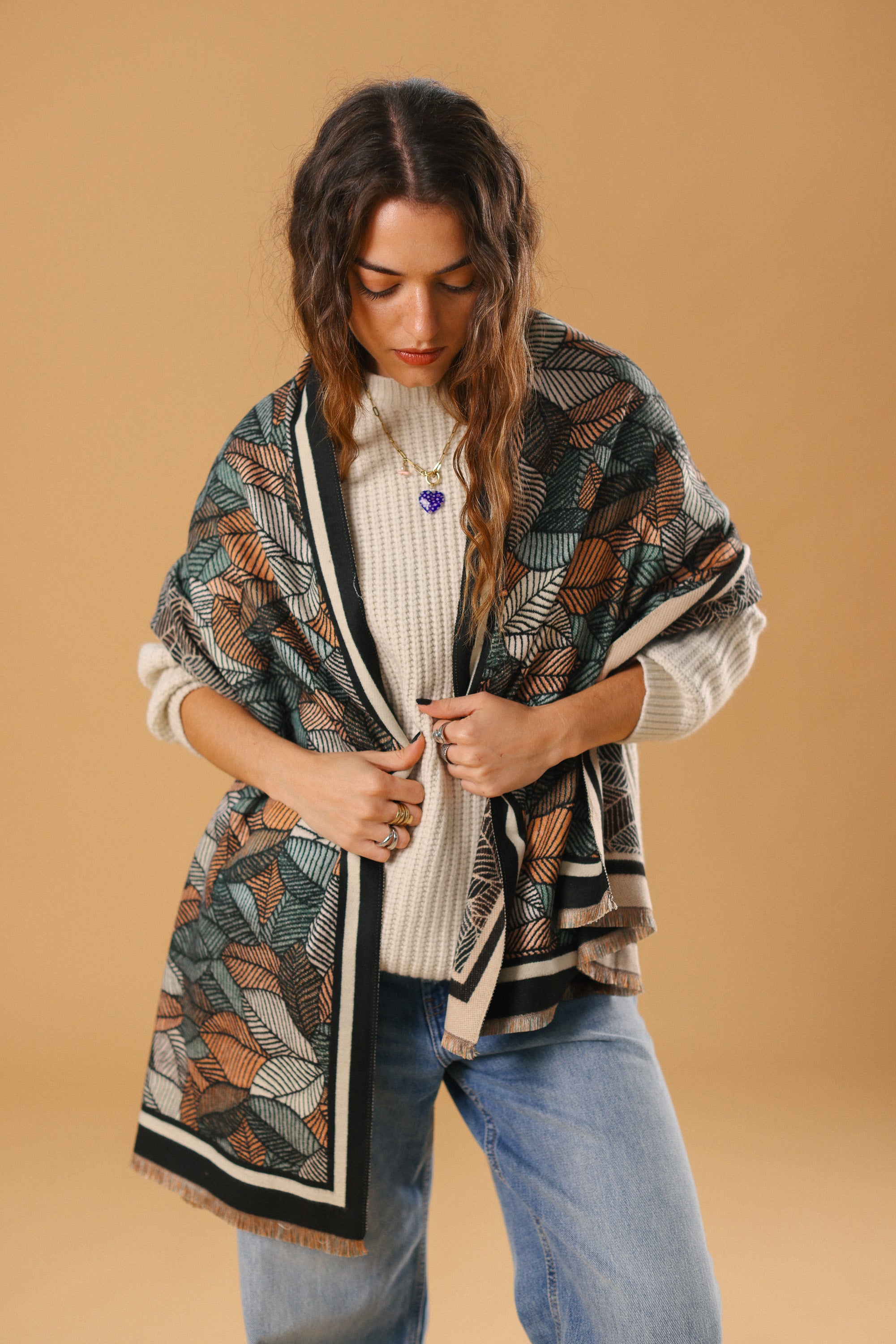 Scarf Autumn Leaves Black