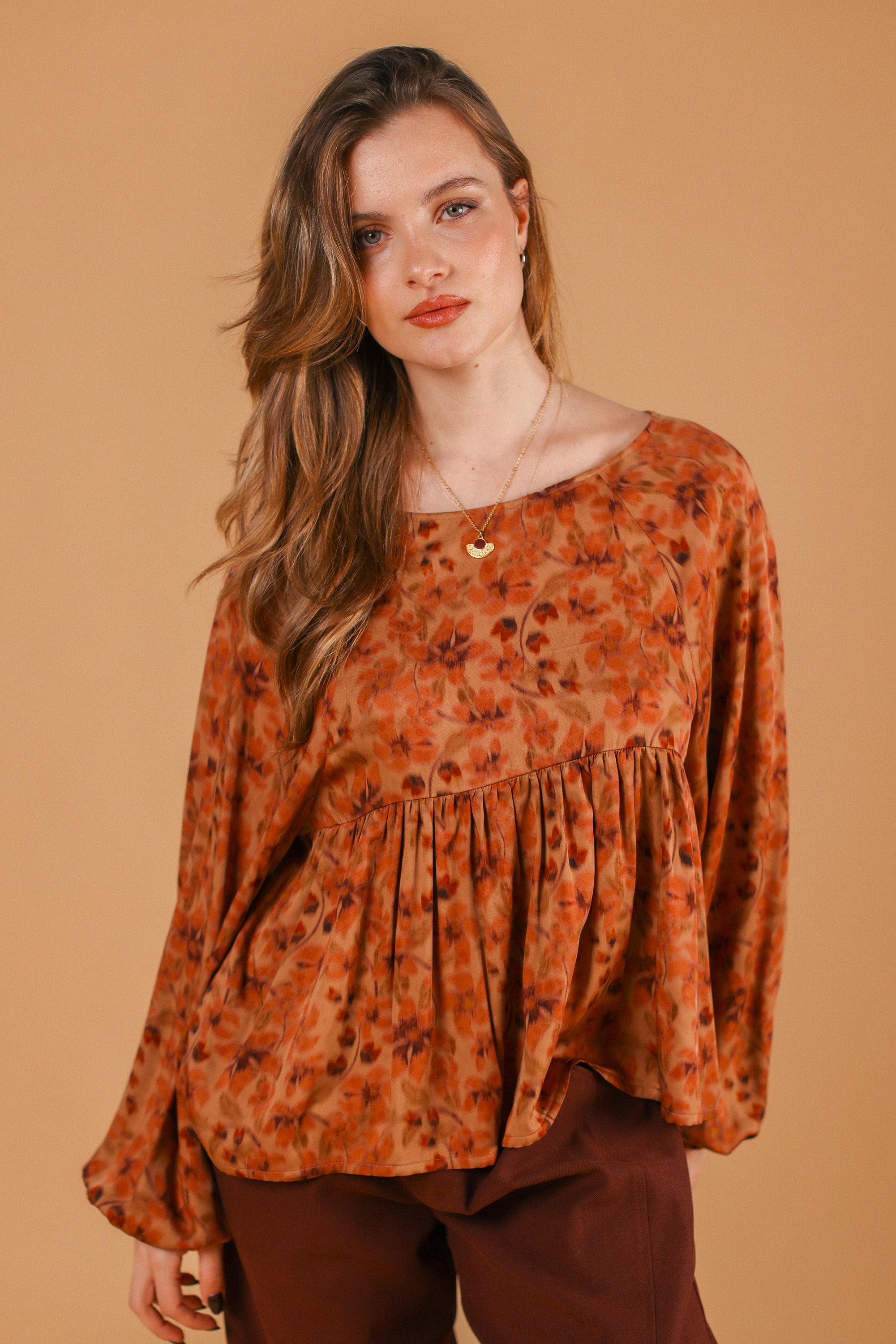 Top Rae Terracotta flowers