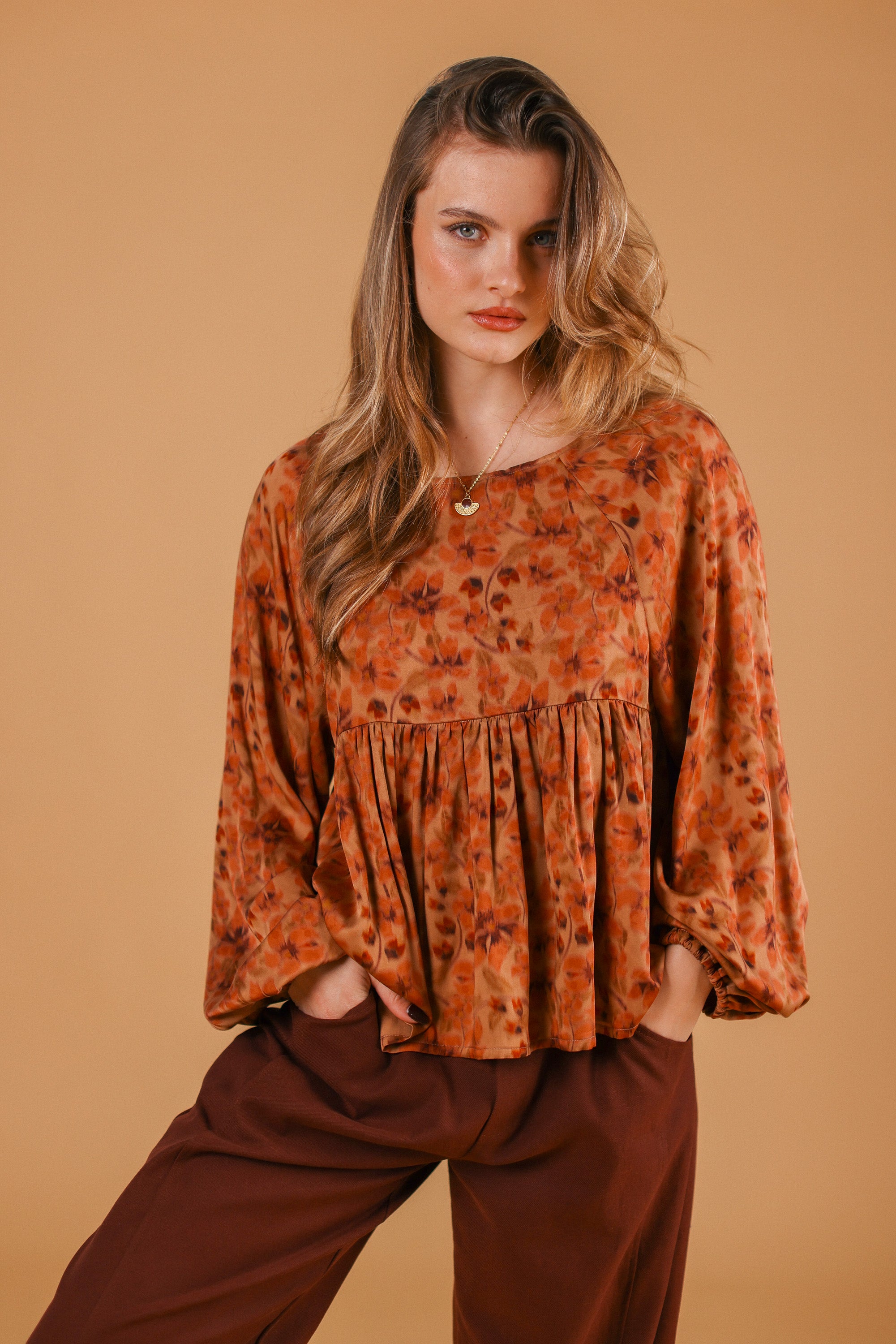 Top Rae Terracotta flowers