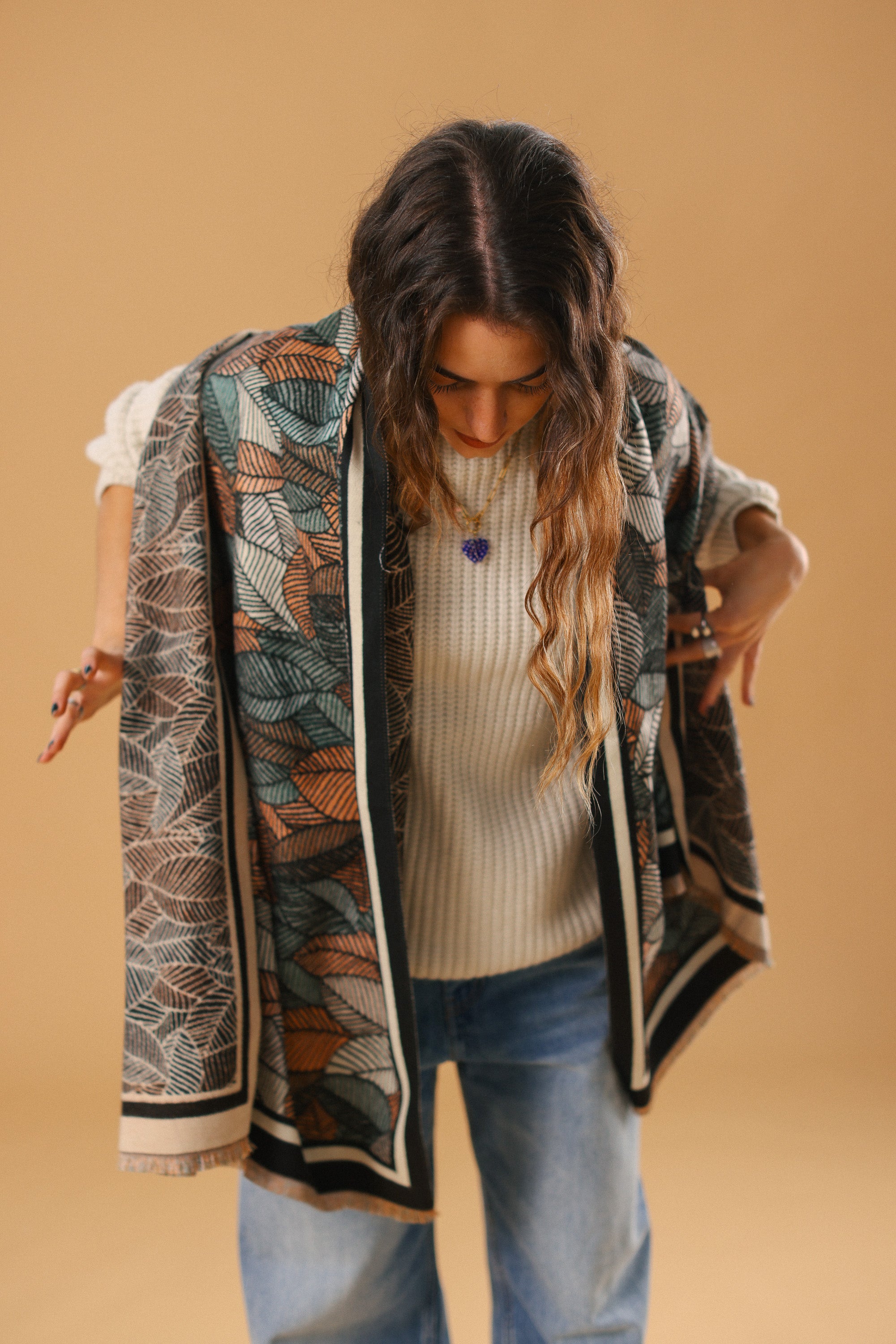 Scarf Autumn Leaves Black