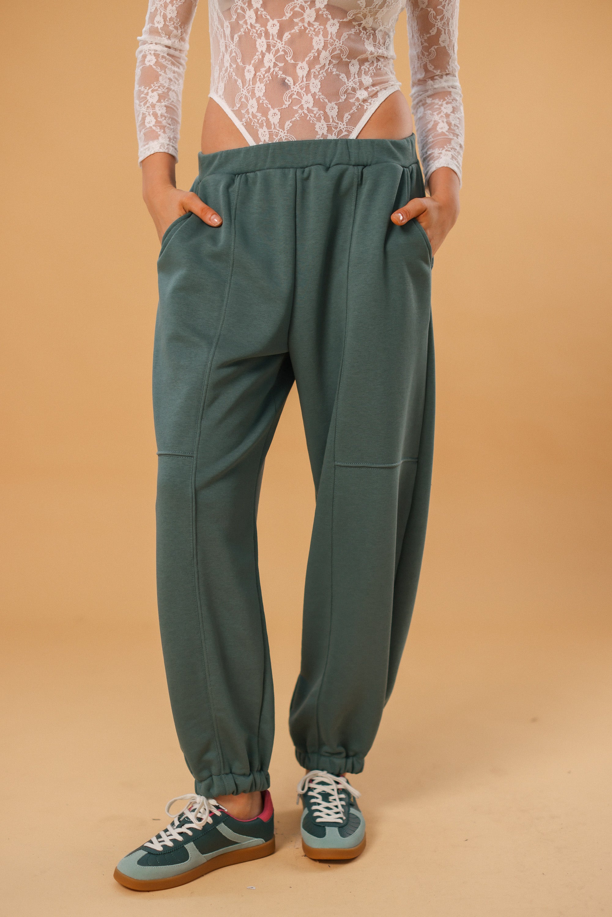 Sweatpants Neha Sage Green