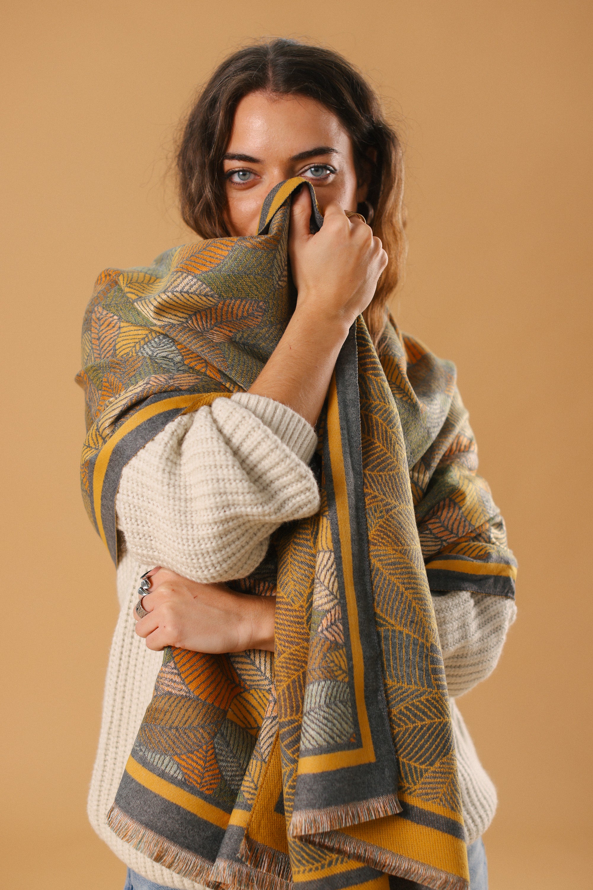 Scarf Autumn Leaves Grey-Green