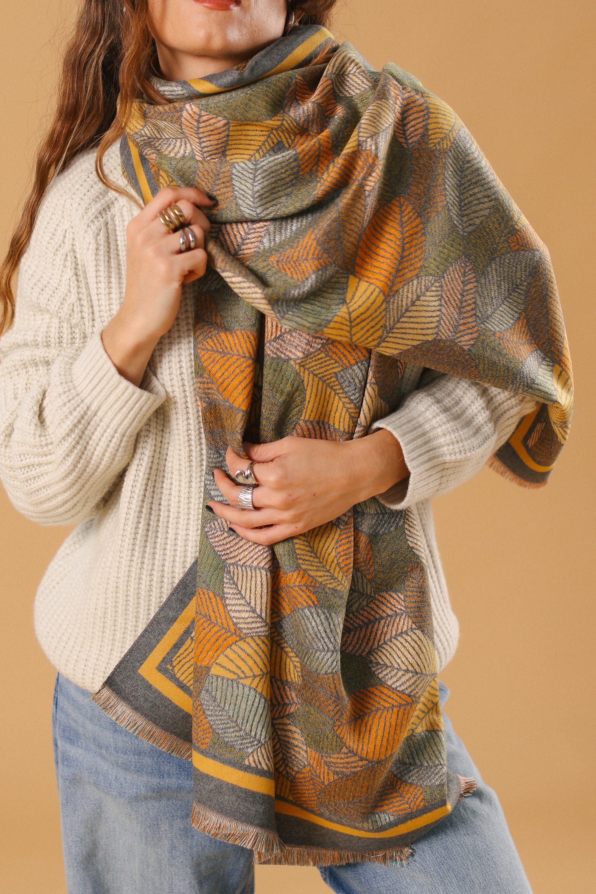 Scarf Autumn Leaves Grey-Green