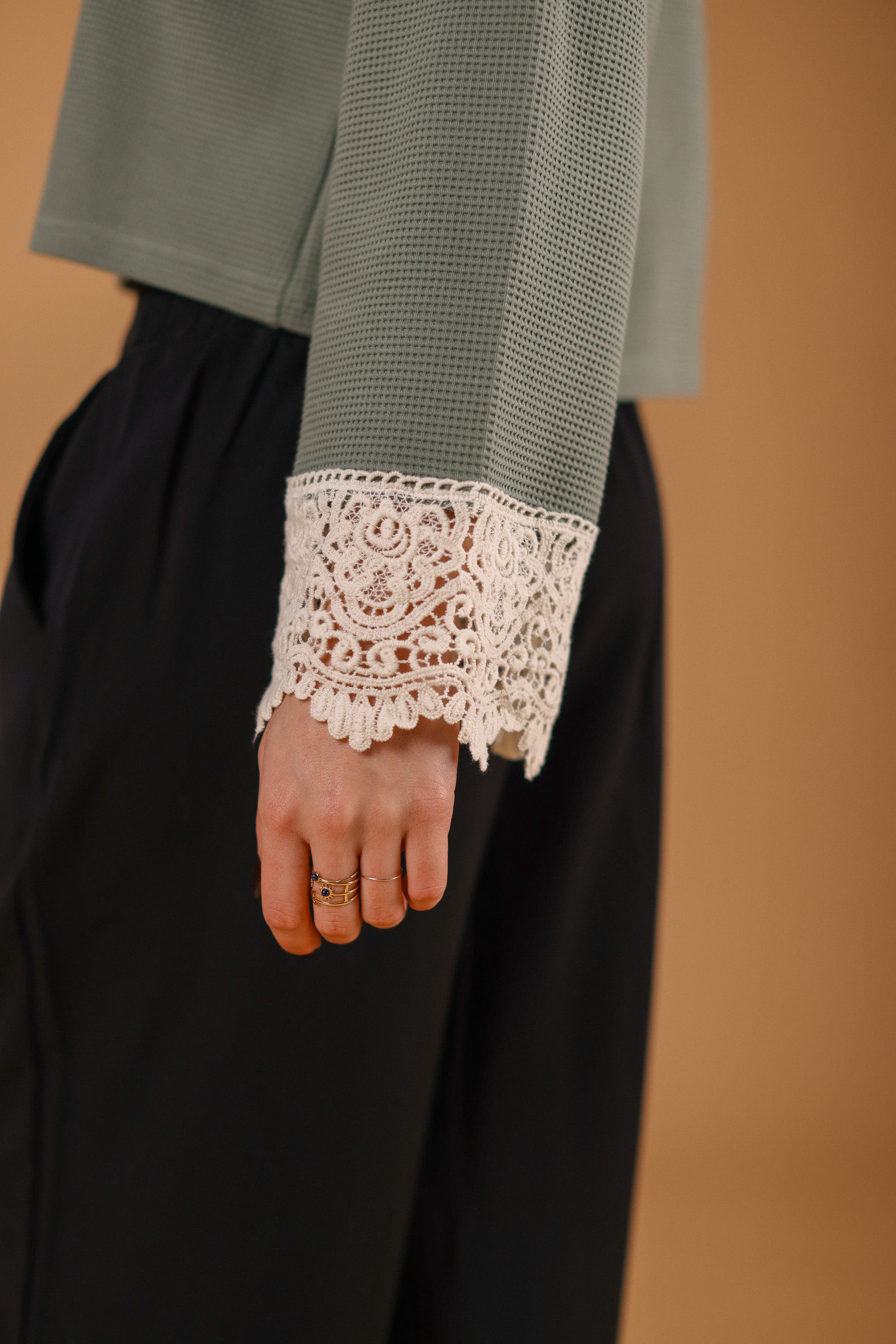 Sweater Teagan Sage Lace