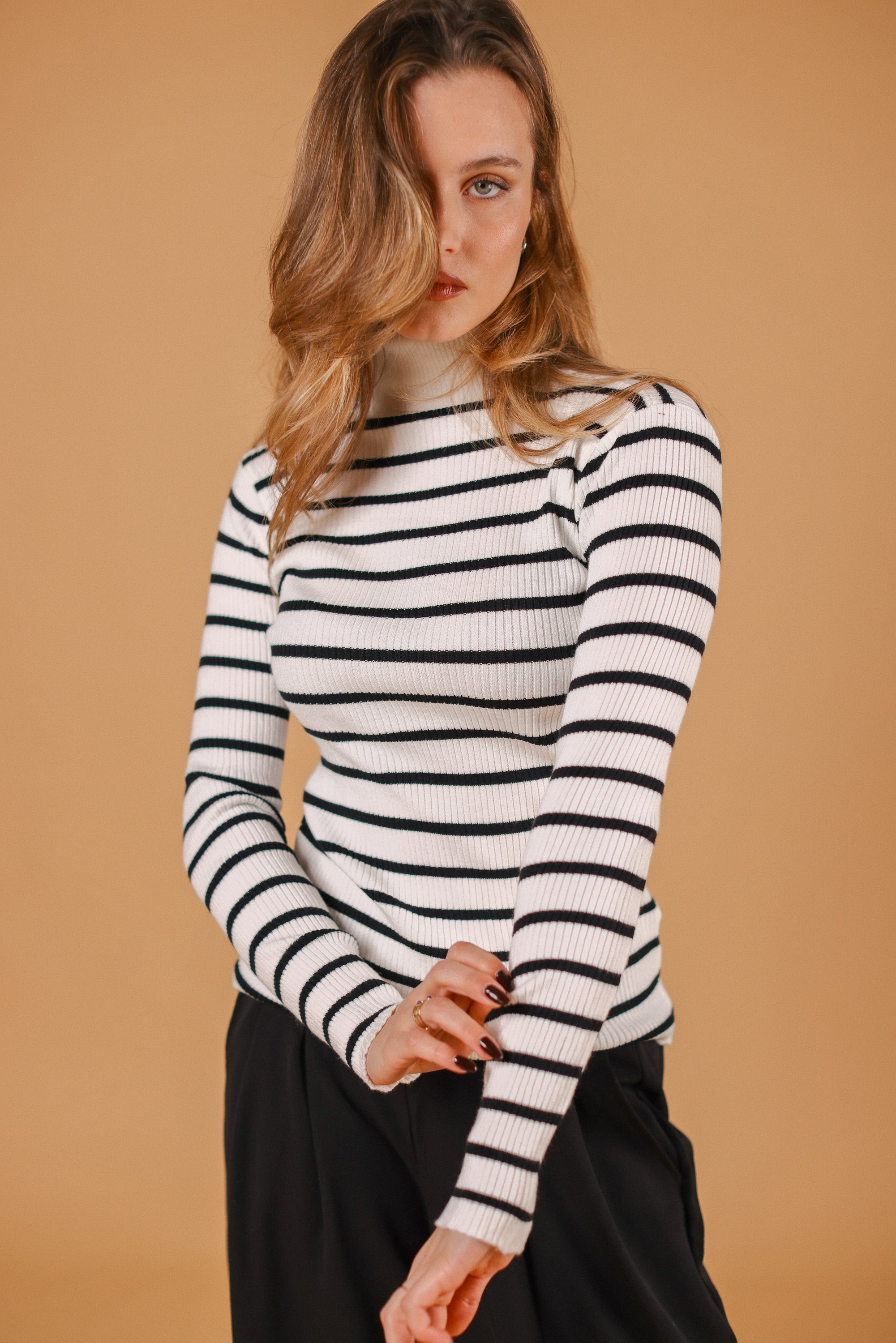 Knit Top Jesap Cream Stripes