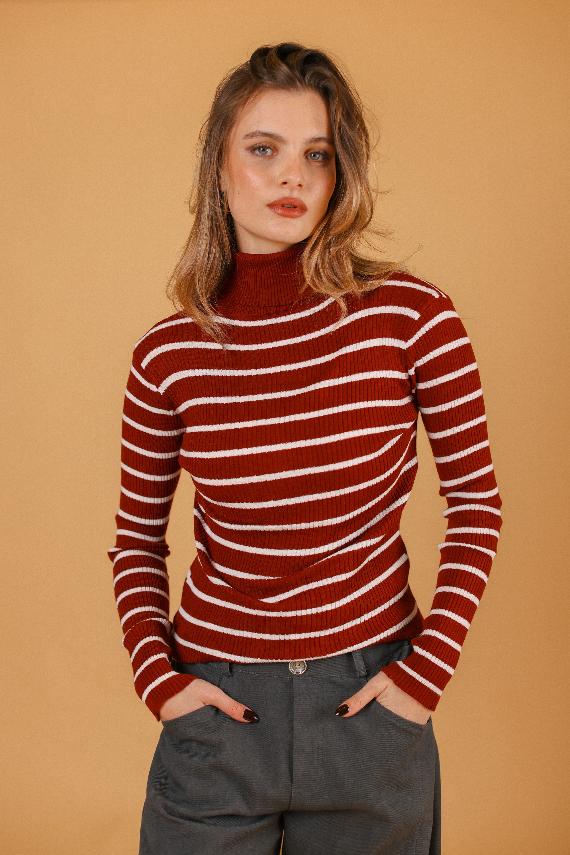 Knit Top Jesap Burgundy Stripes