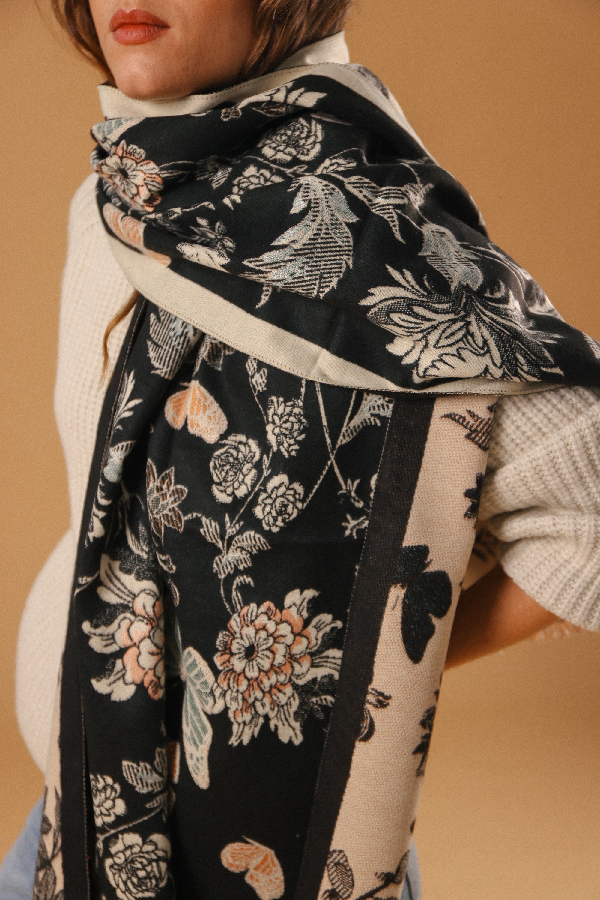 Scarf Butterflies & Flowers Black