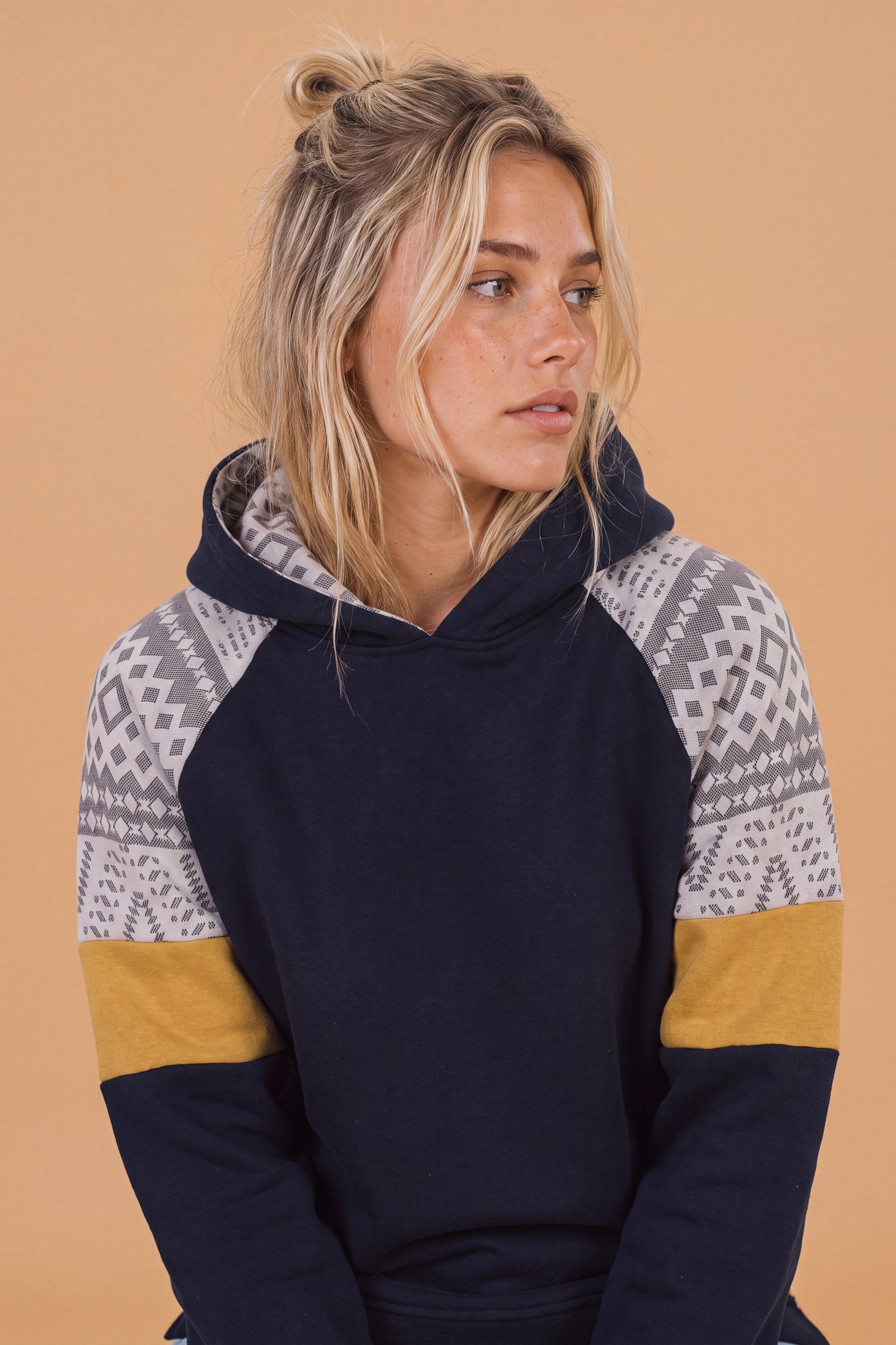 Kapuzenpullover Vera Blue Senf Geo
