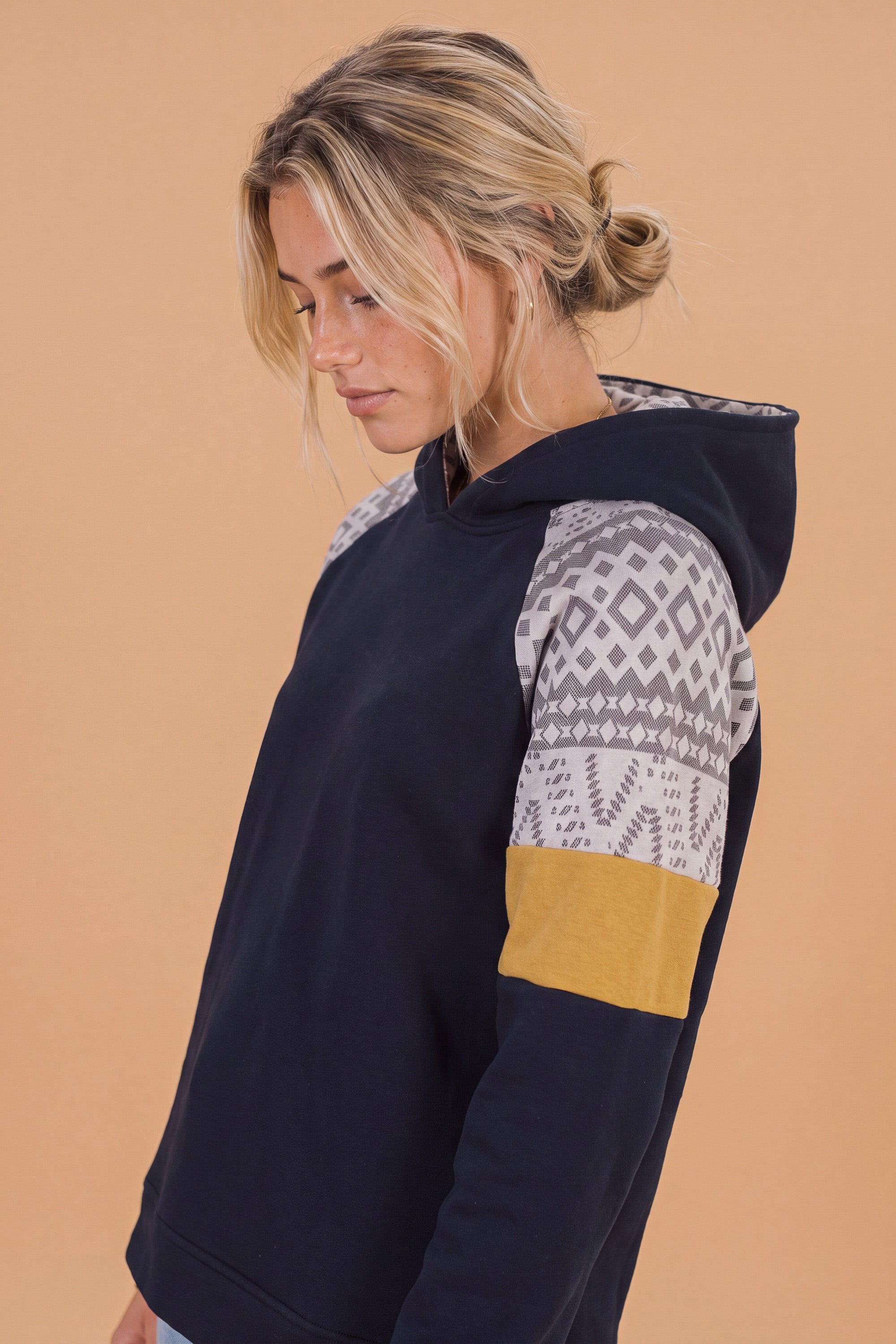 Hoodie Vera Blue Mustard Geo