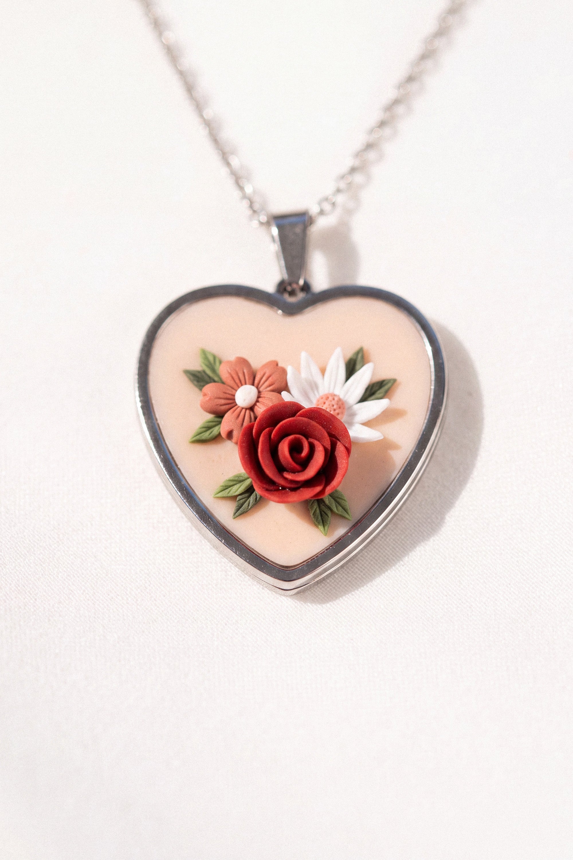 Necklace Hearts and Roses