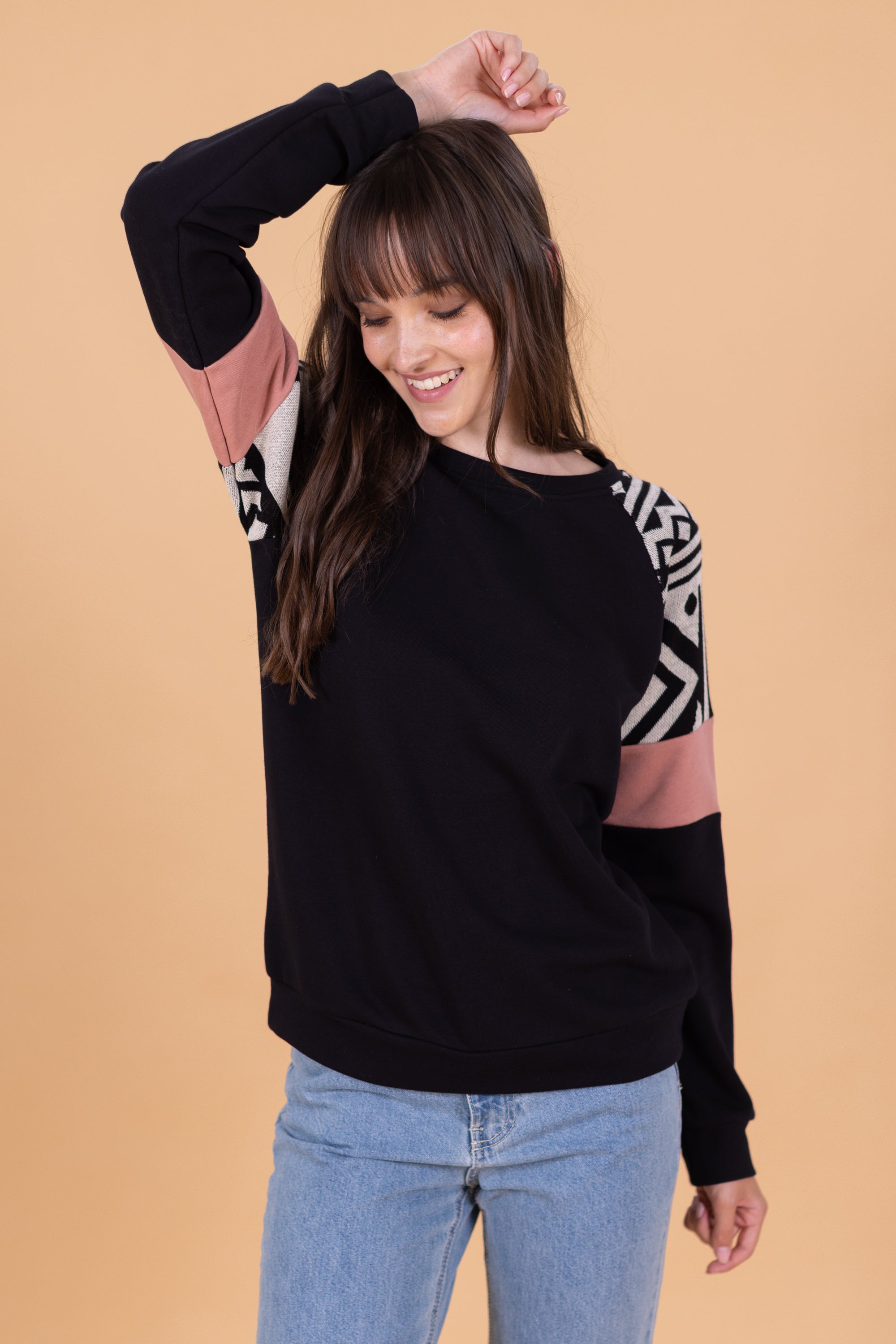 Sweater Sissy Black Aztec Pink