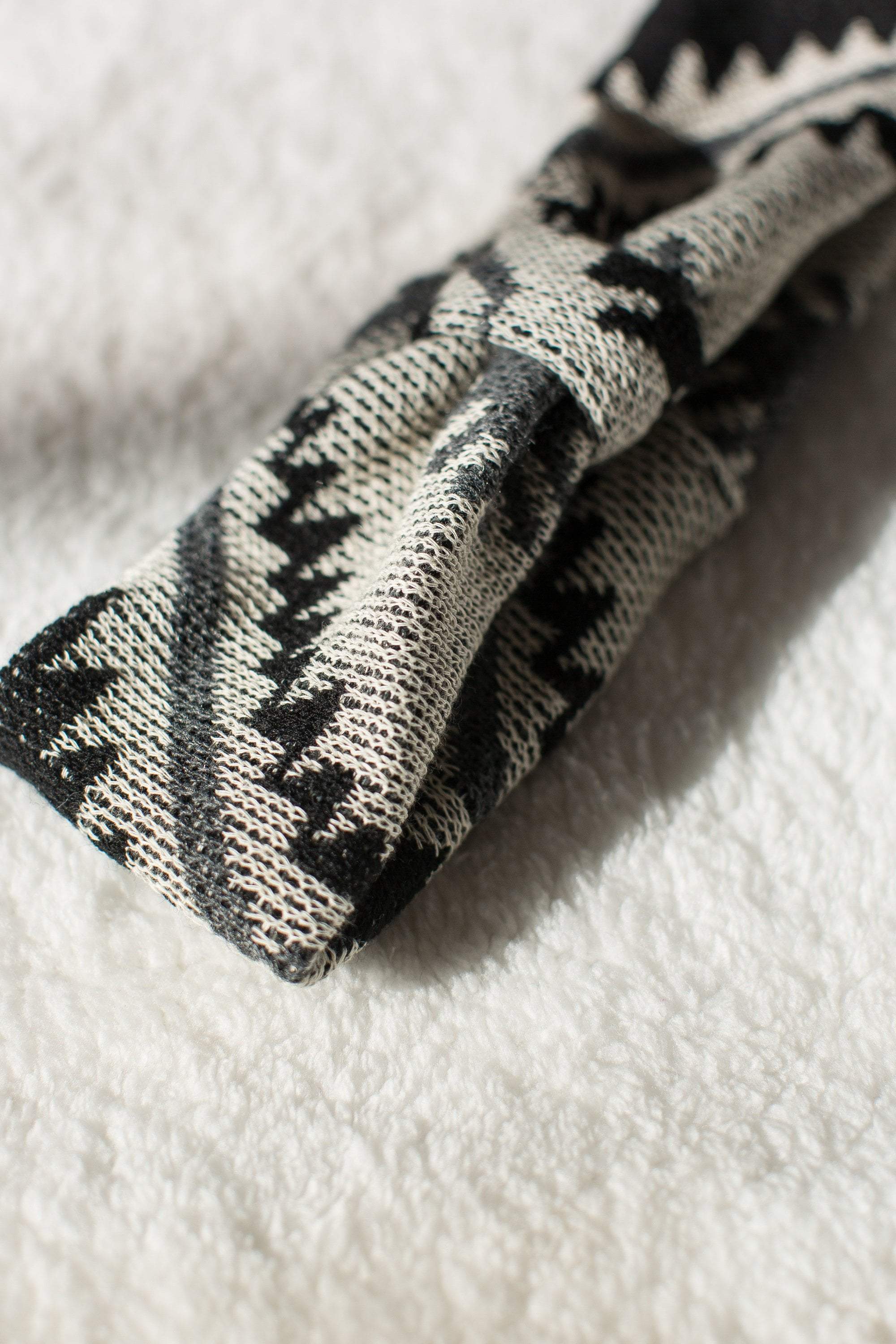 Headband Black Aztec