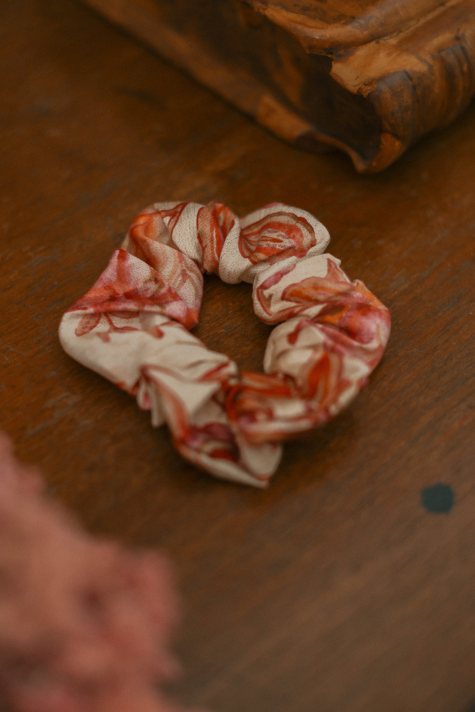 Scrunchie Rouge Flowers