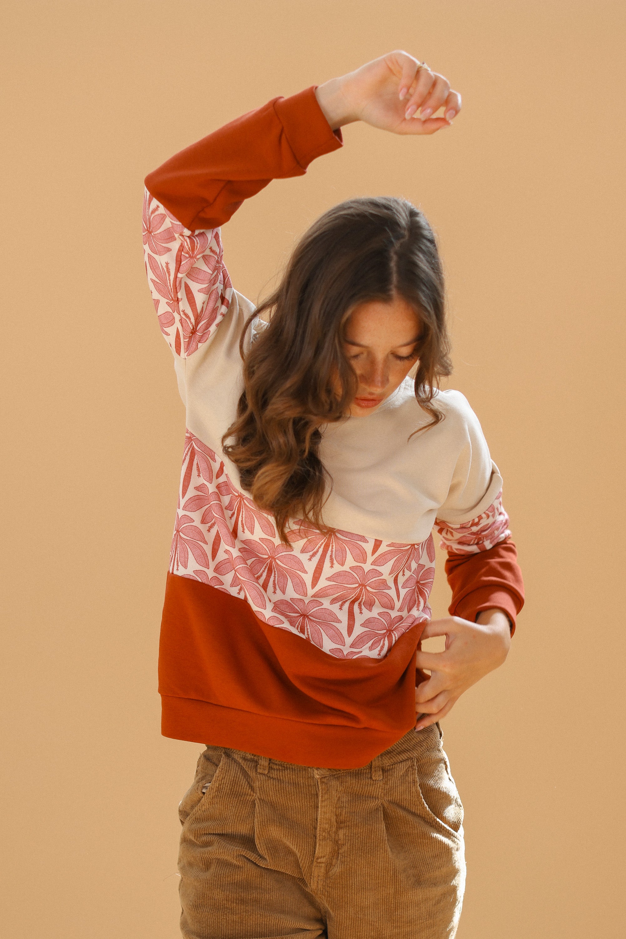 Sweater Mia Cream Rose Palms