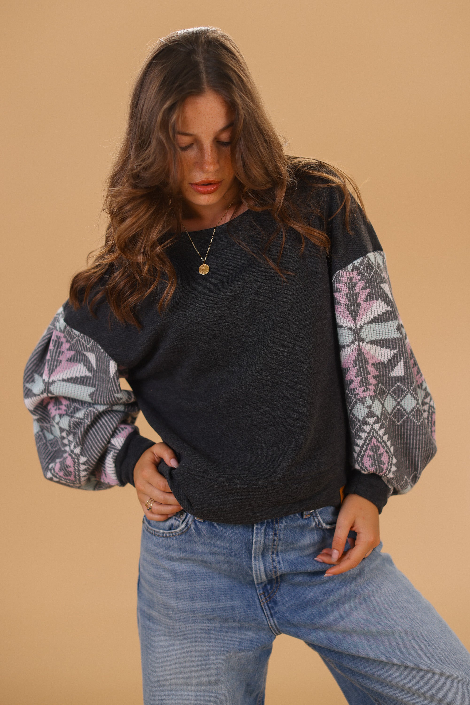 Sweater Caelia Grey Nomad Knitted