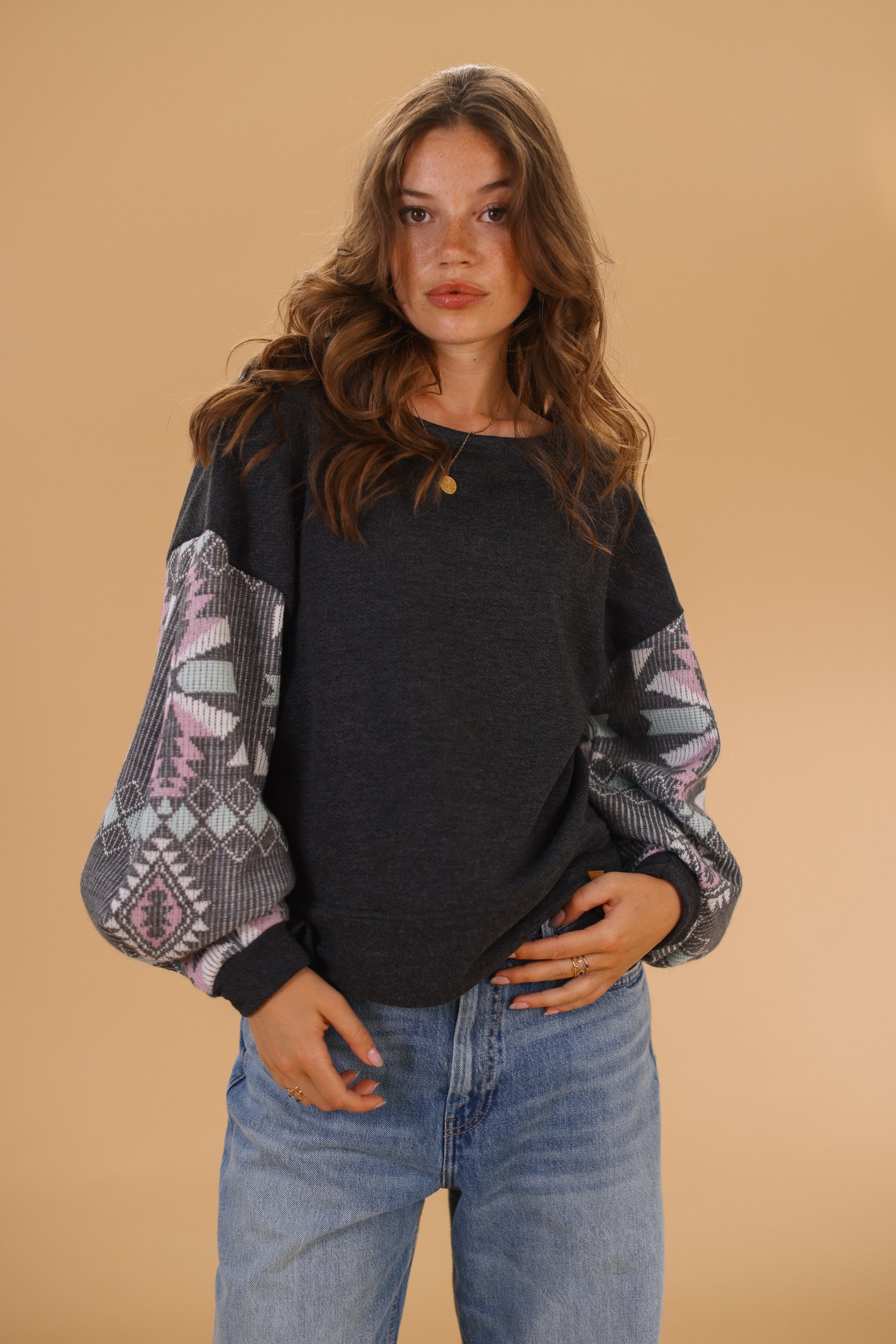 Sweater Caelia Grey Nomad Knitted