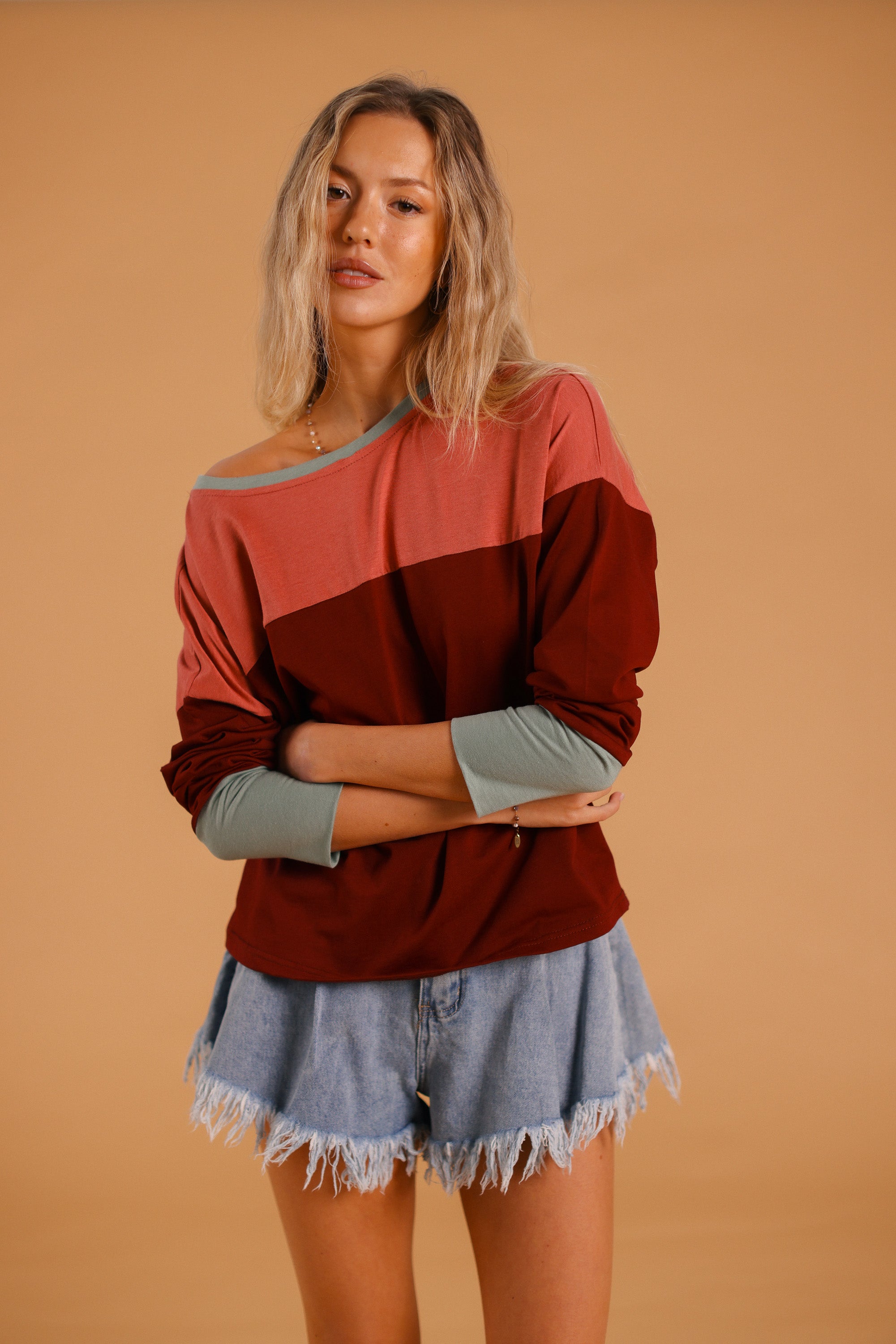 Top Dalianne Burgundy