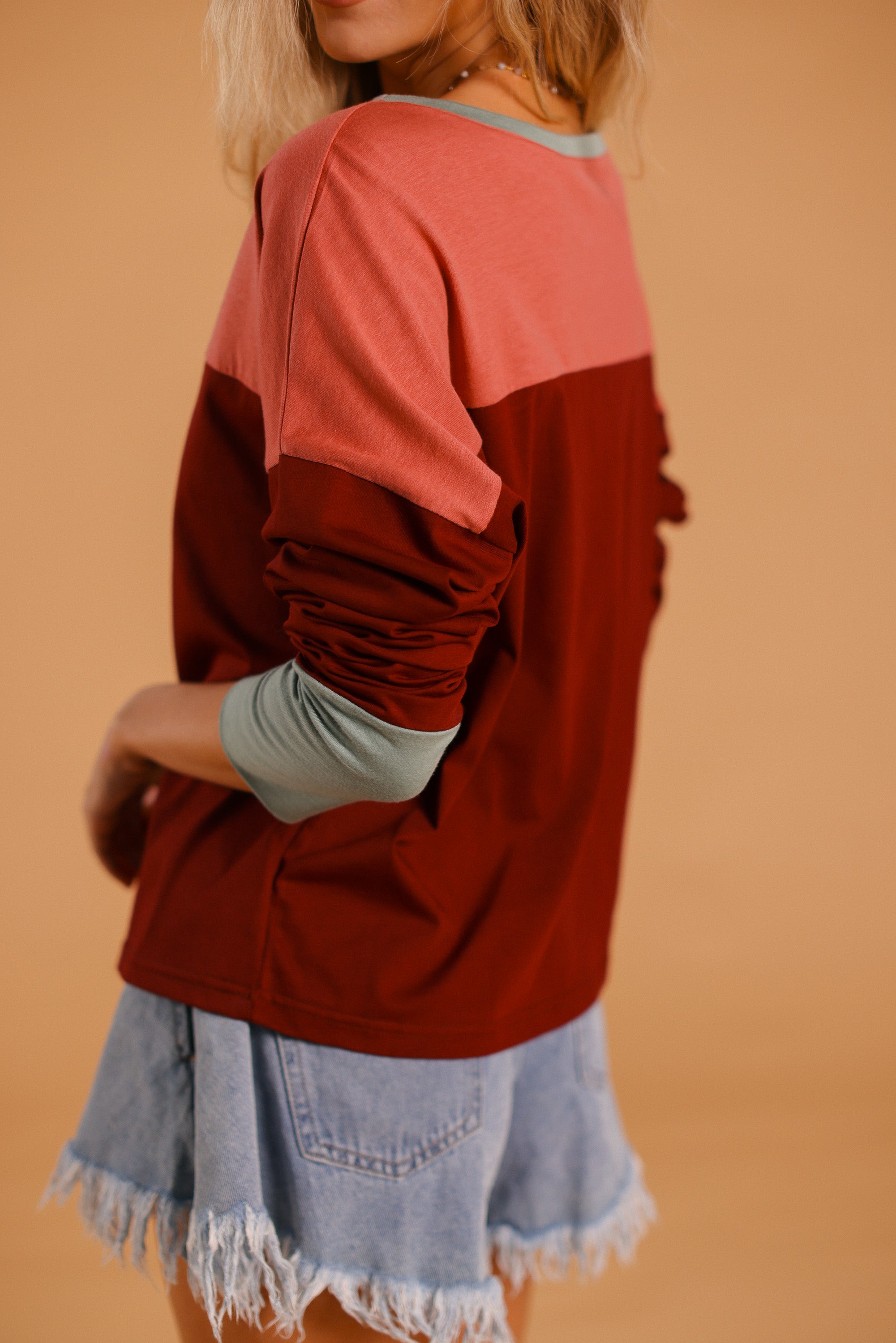 Top Dalianne Burgundy