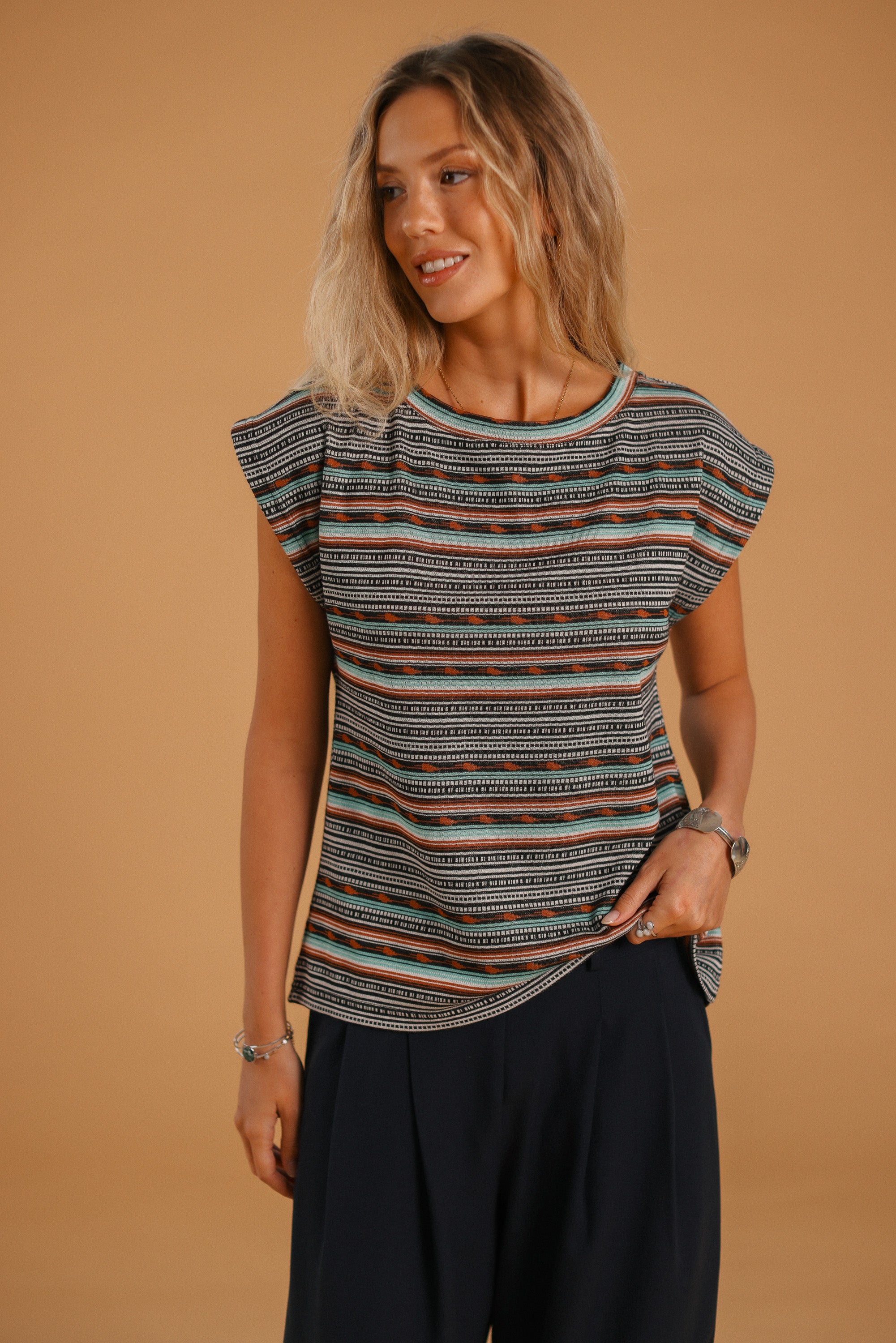 Top Aria Aztec