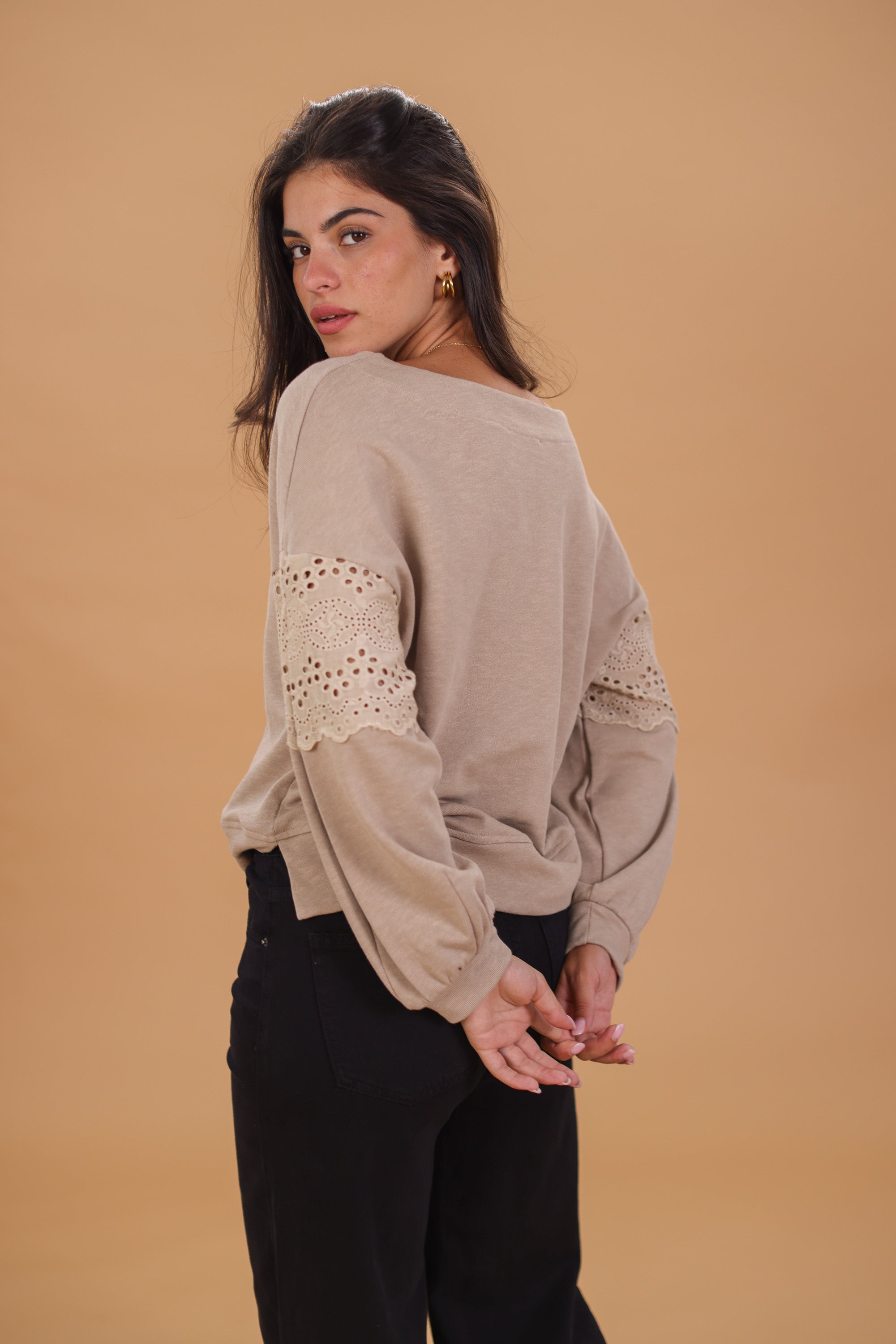 Pullover Caelia Beige Bestrickt