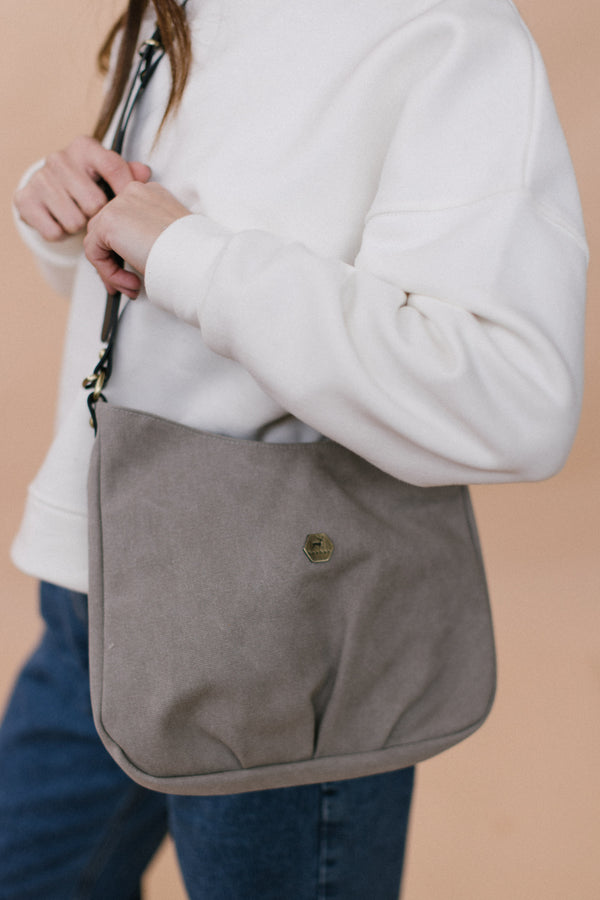 Crossbody Bag Loa Grey Beige