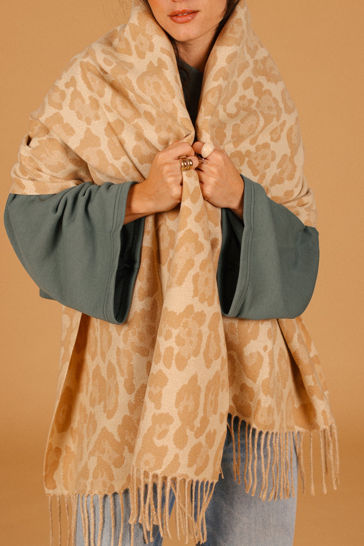 Scarf Yuna Beige Leo