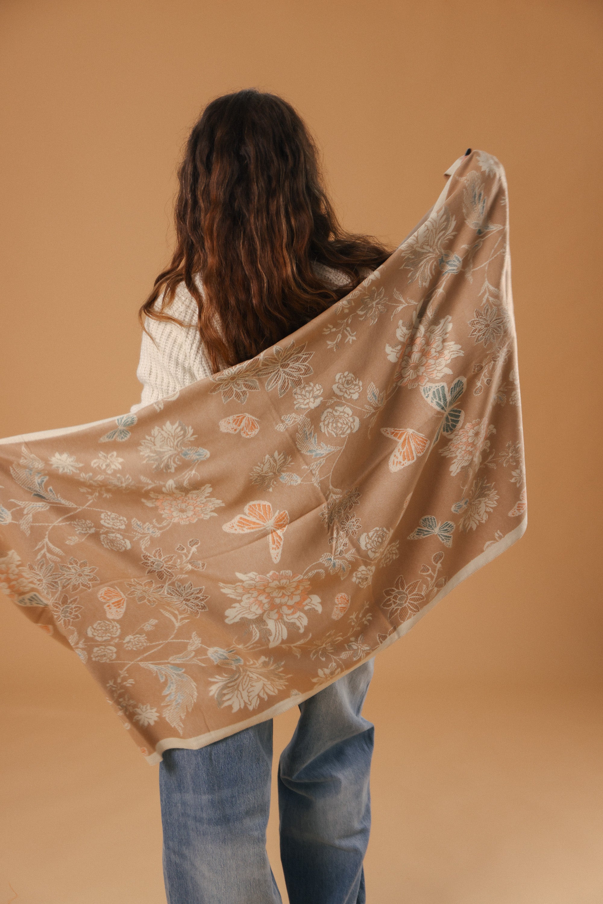 Scarf Butterflies & Flowers Latte