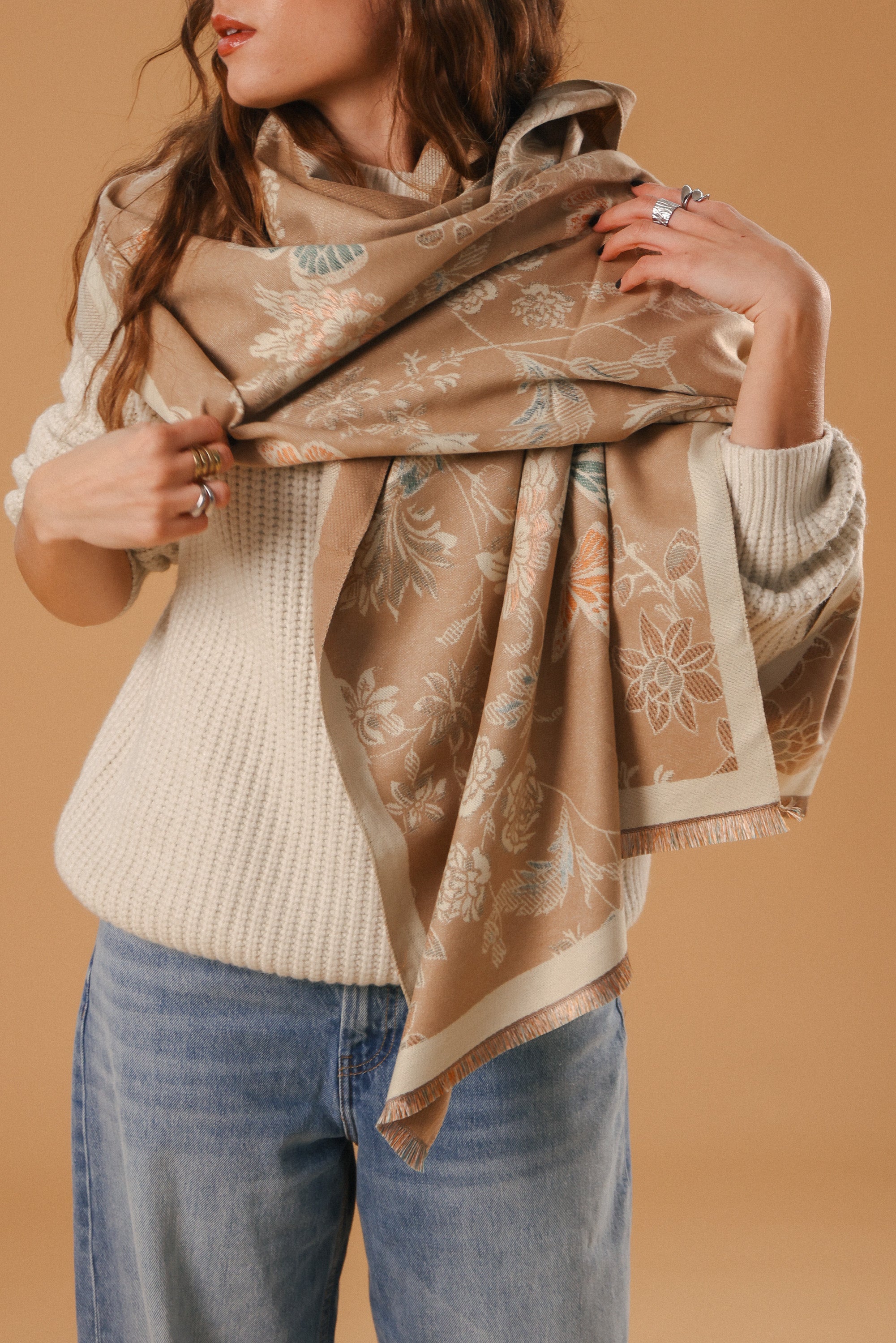 Scarf Butterflies & Flowers Latte