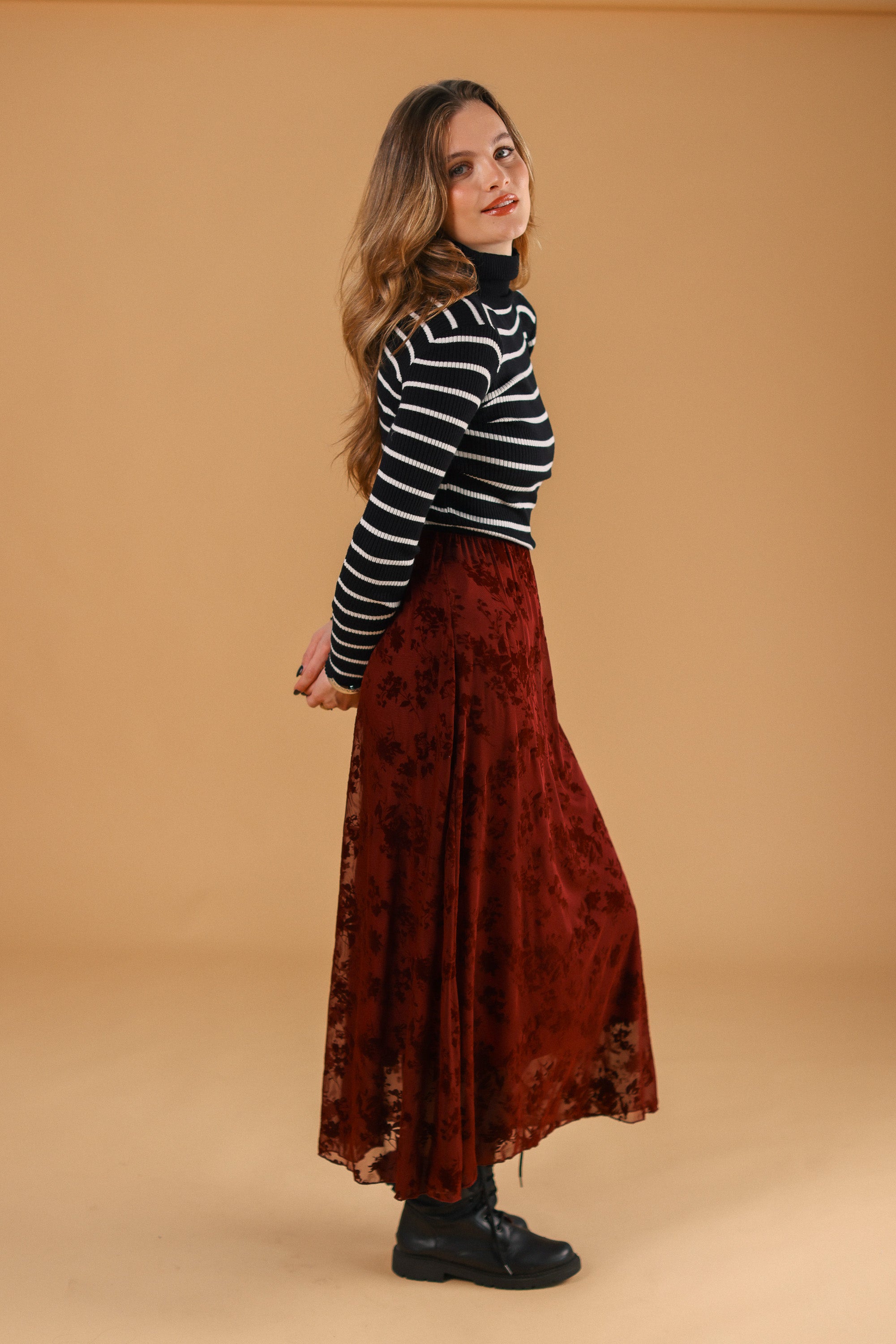 Knit Top Jesap Black Stripes