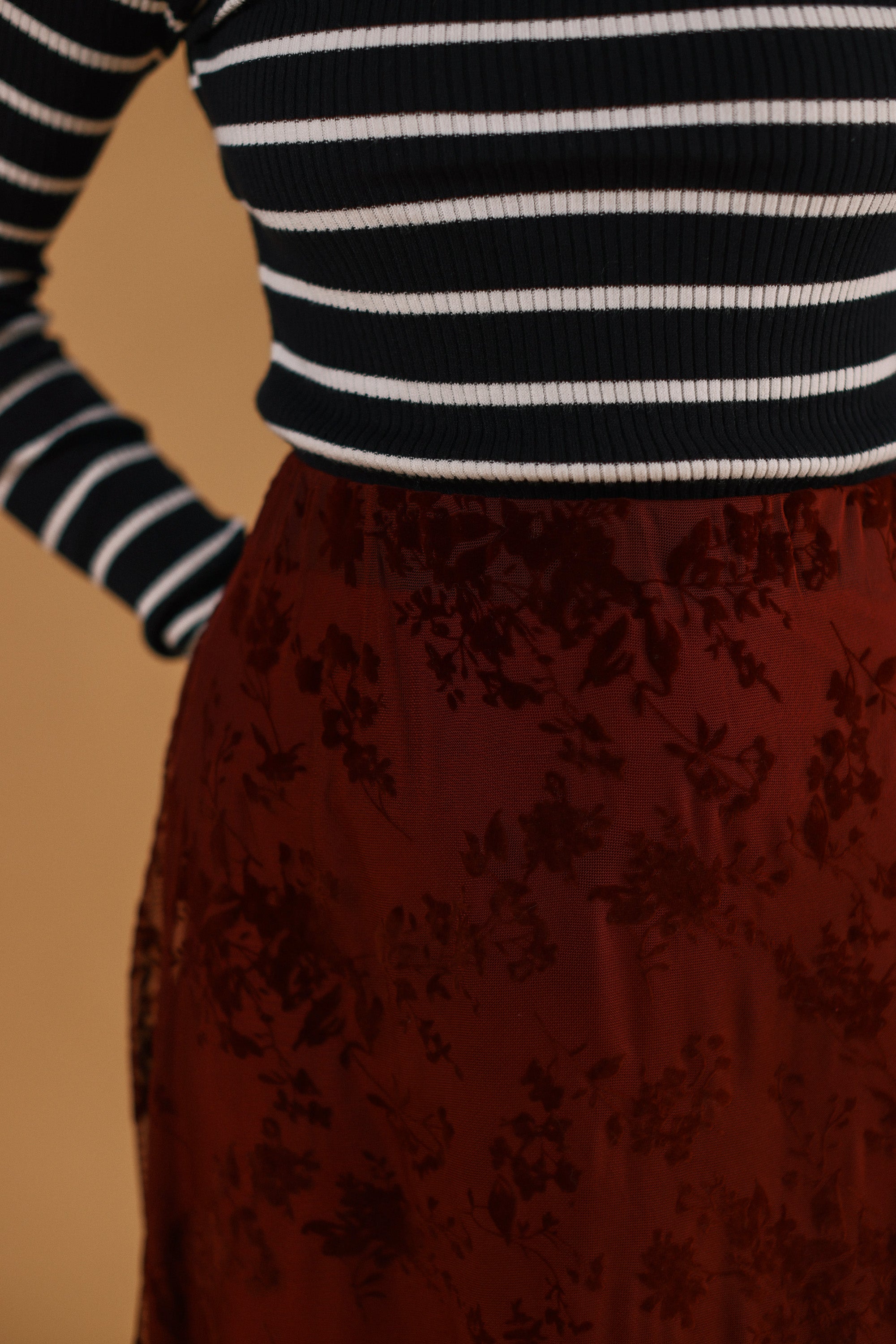 Knit Top Jesap Black Stripes