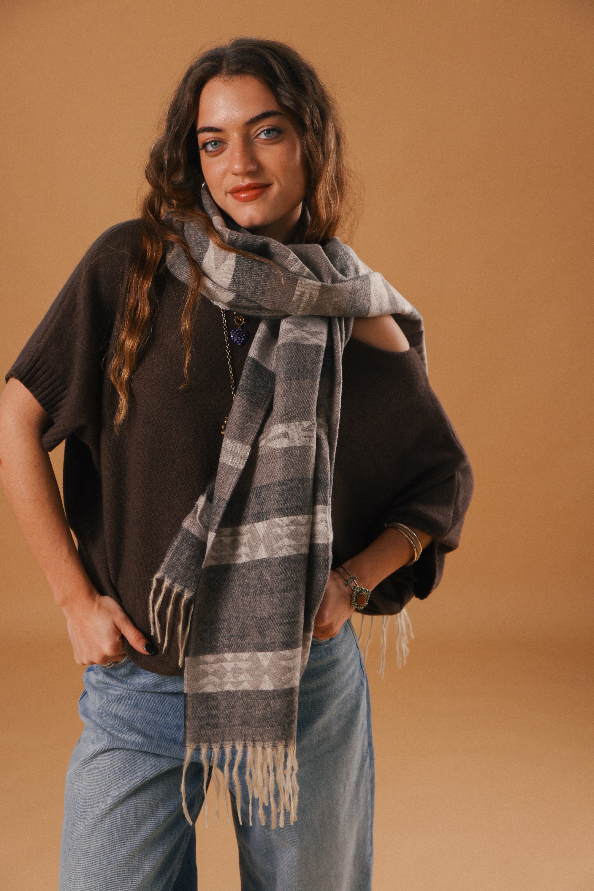 Scarf Aven Grey