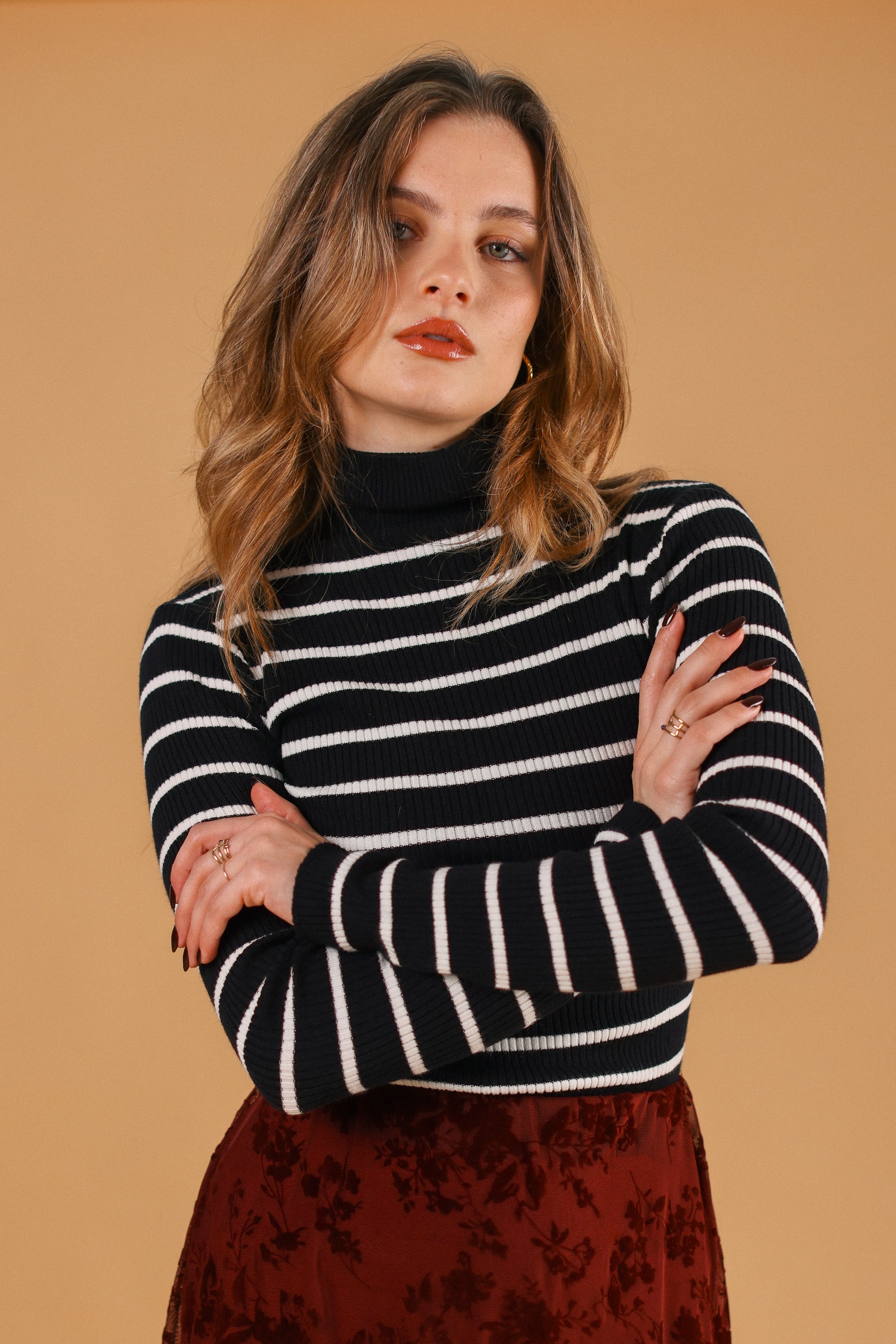 Knit Top Jesap Black Stripes
