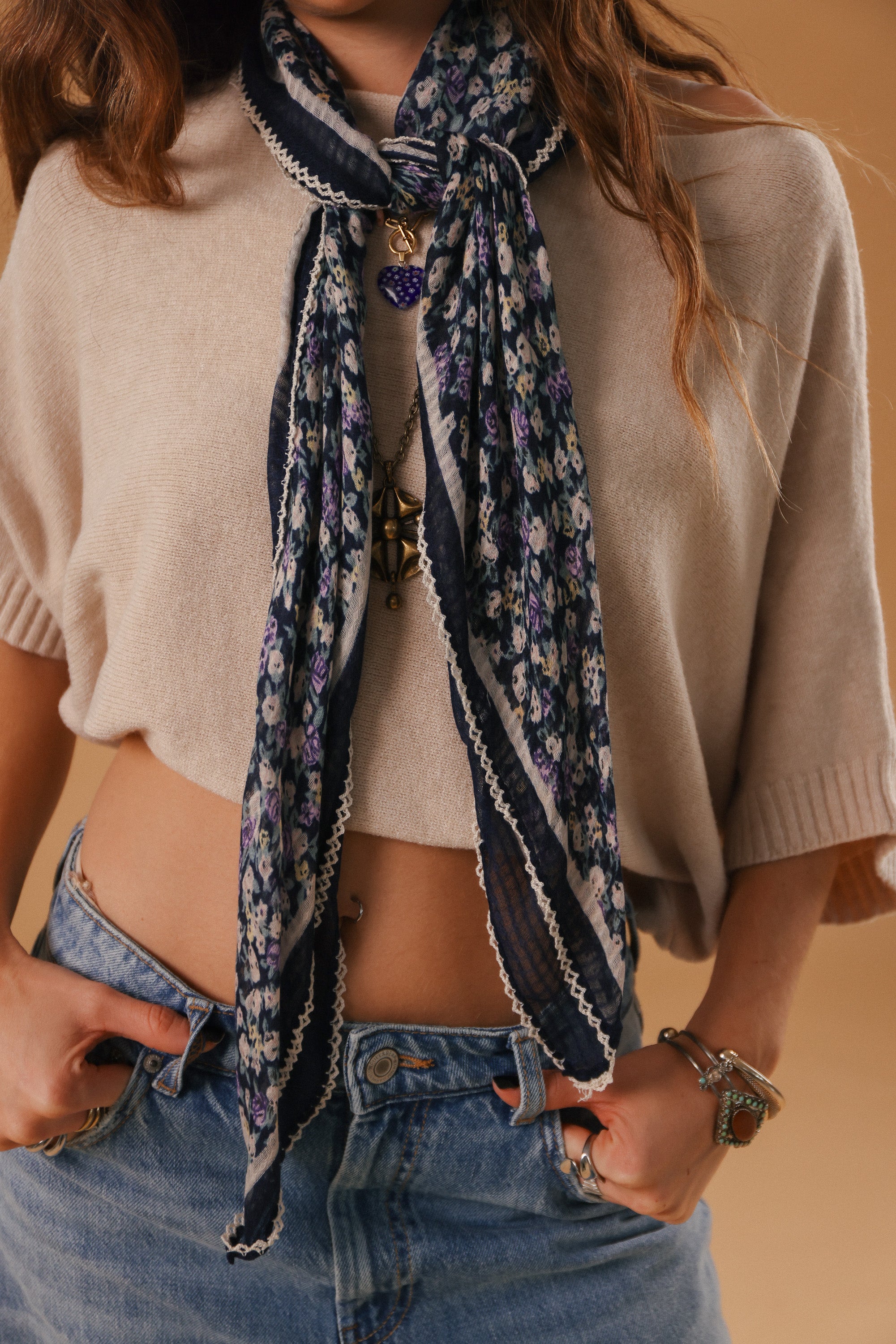 Shawl Whispering Lace Navy