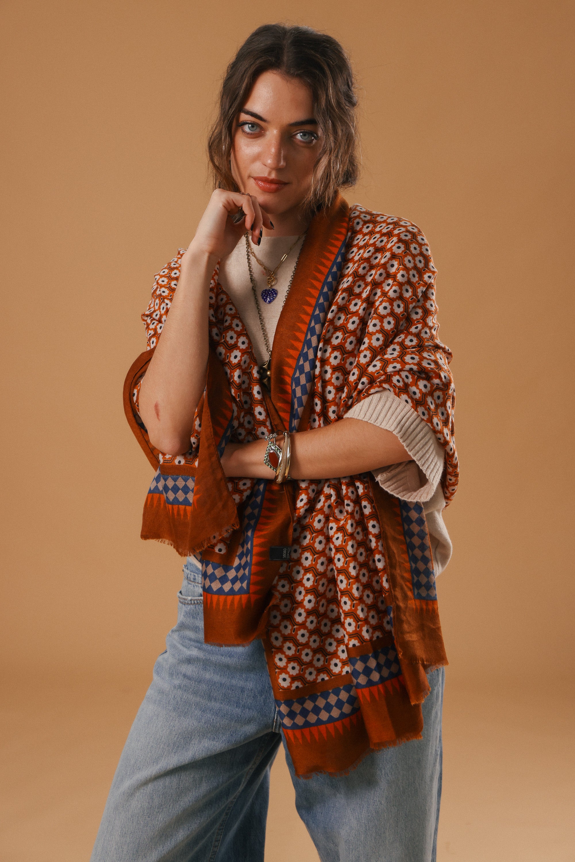 Shawl Daisies Terracotta