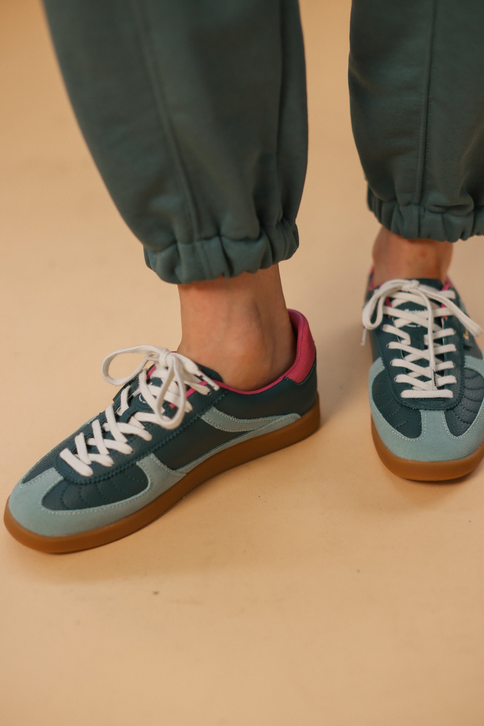 Sneakers Mantra Aqua