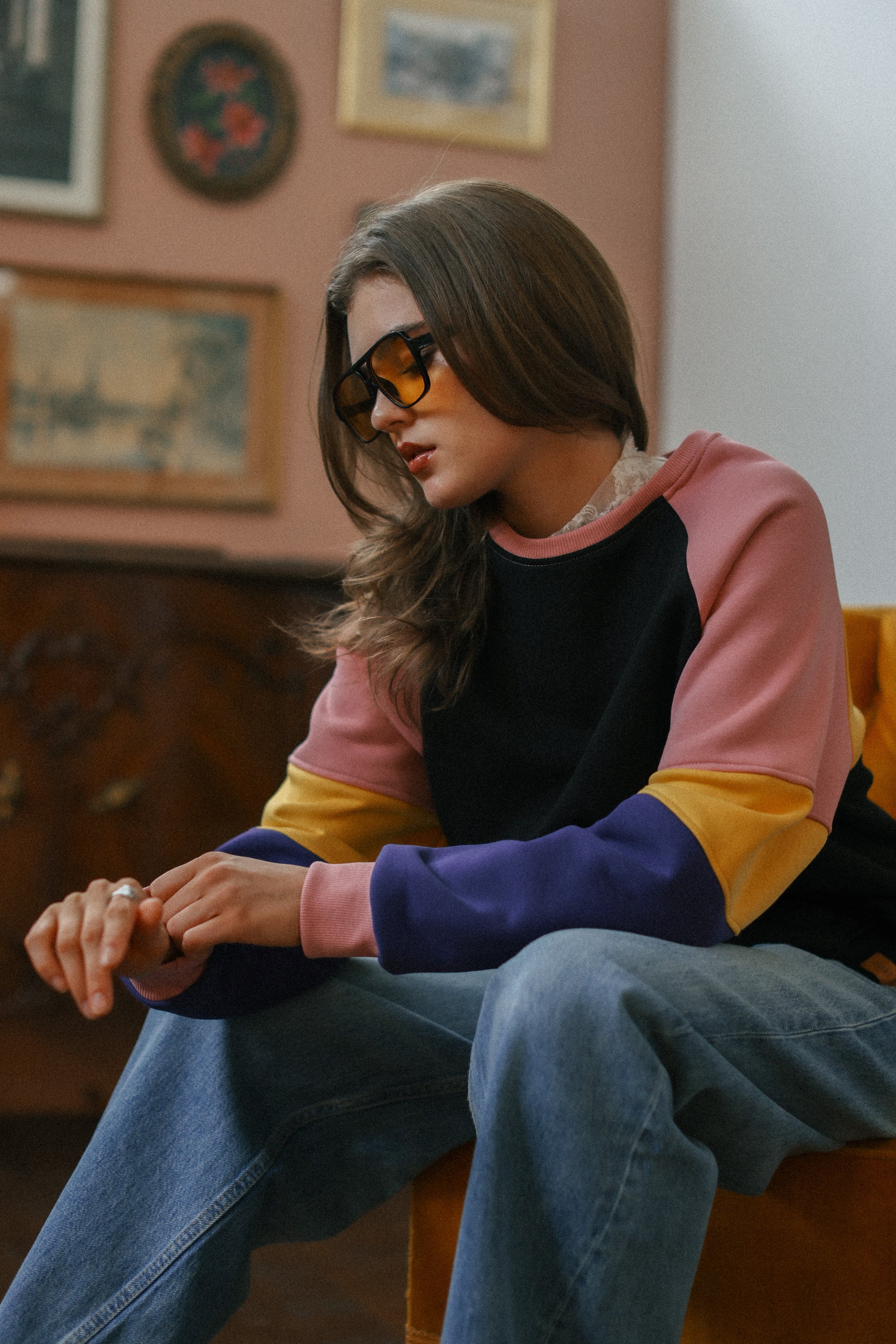 Sweater Hawk Black & Pink