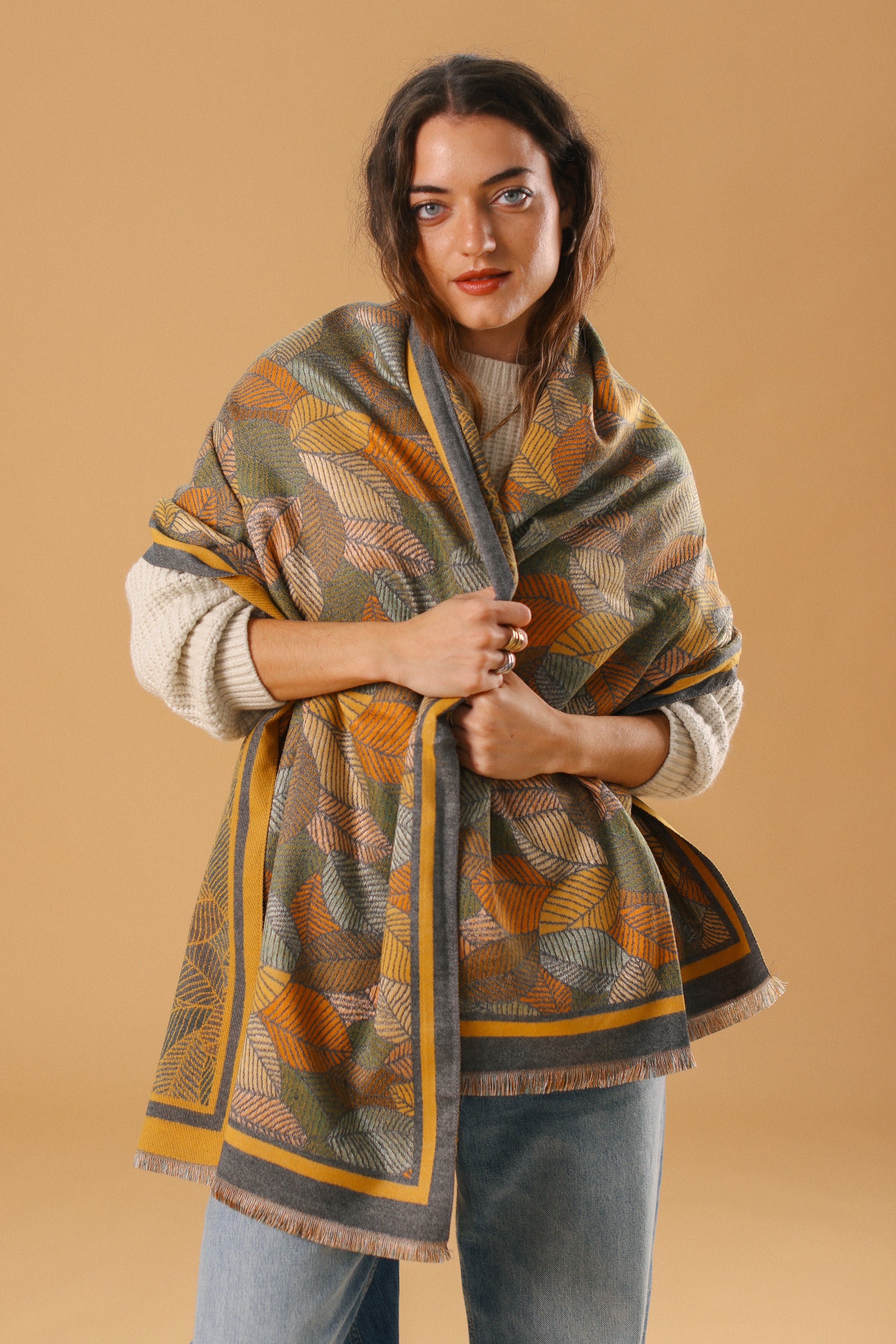 Scarf Autumn Leaves Grey-Green