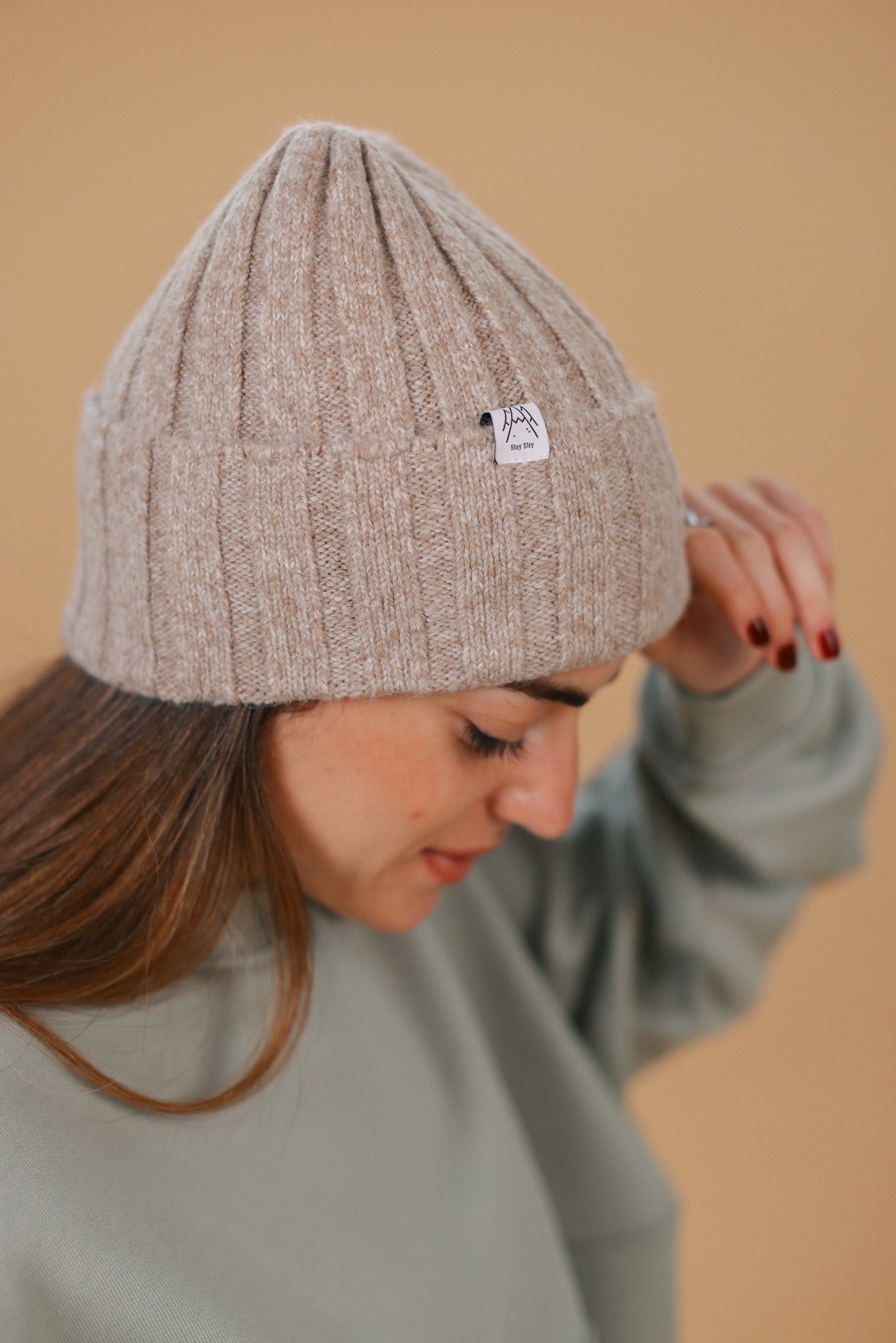 Beanie Cozy Knit Beige